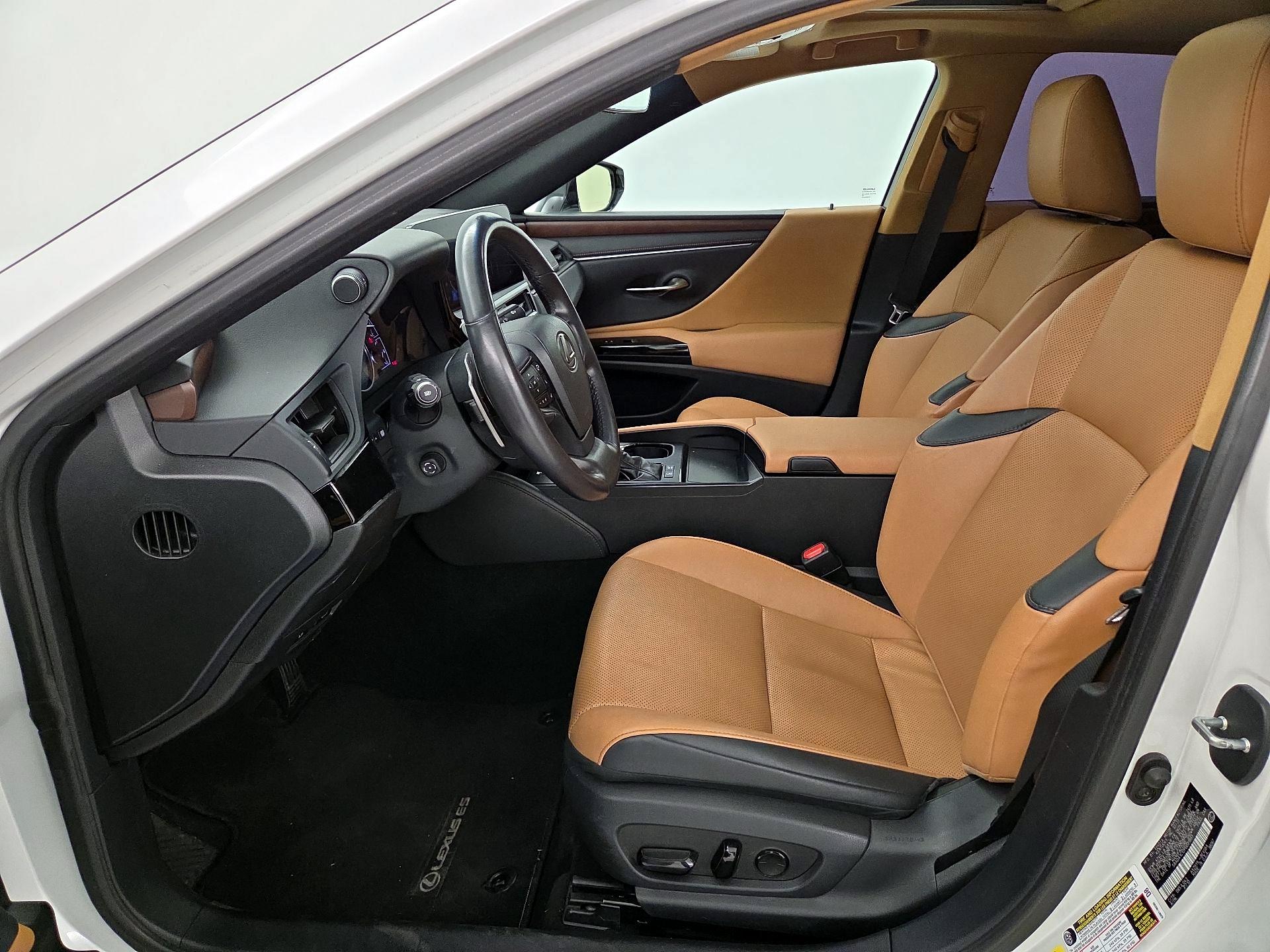 Thumbnail: 2023 Lexus ES - 11