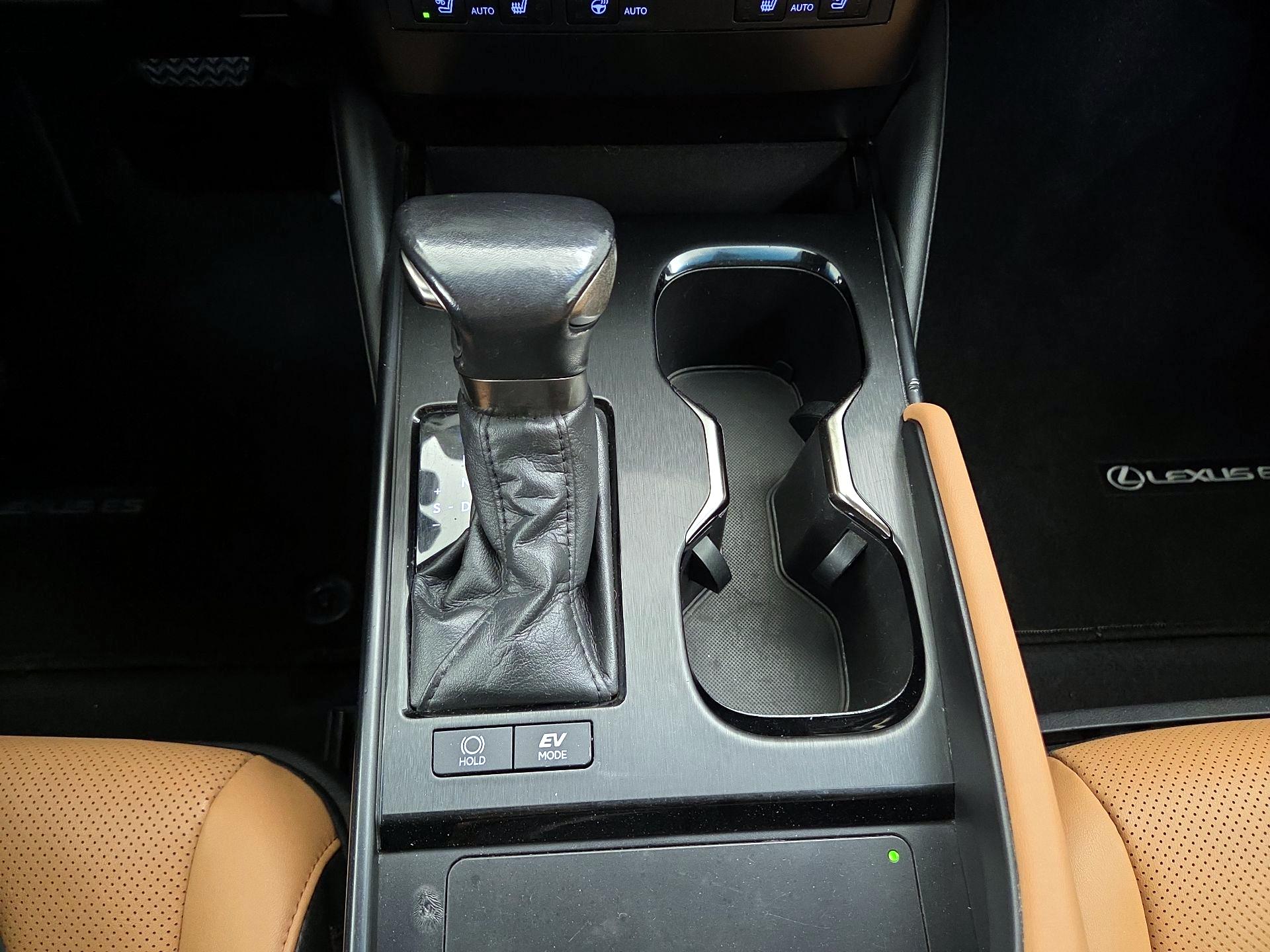 Thumbnail: 2023 Lexus ES - 18