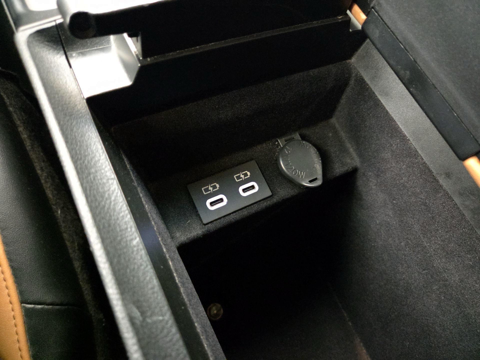 Thumbnail: 2023 Lexus ES - 19