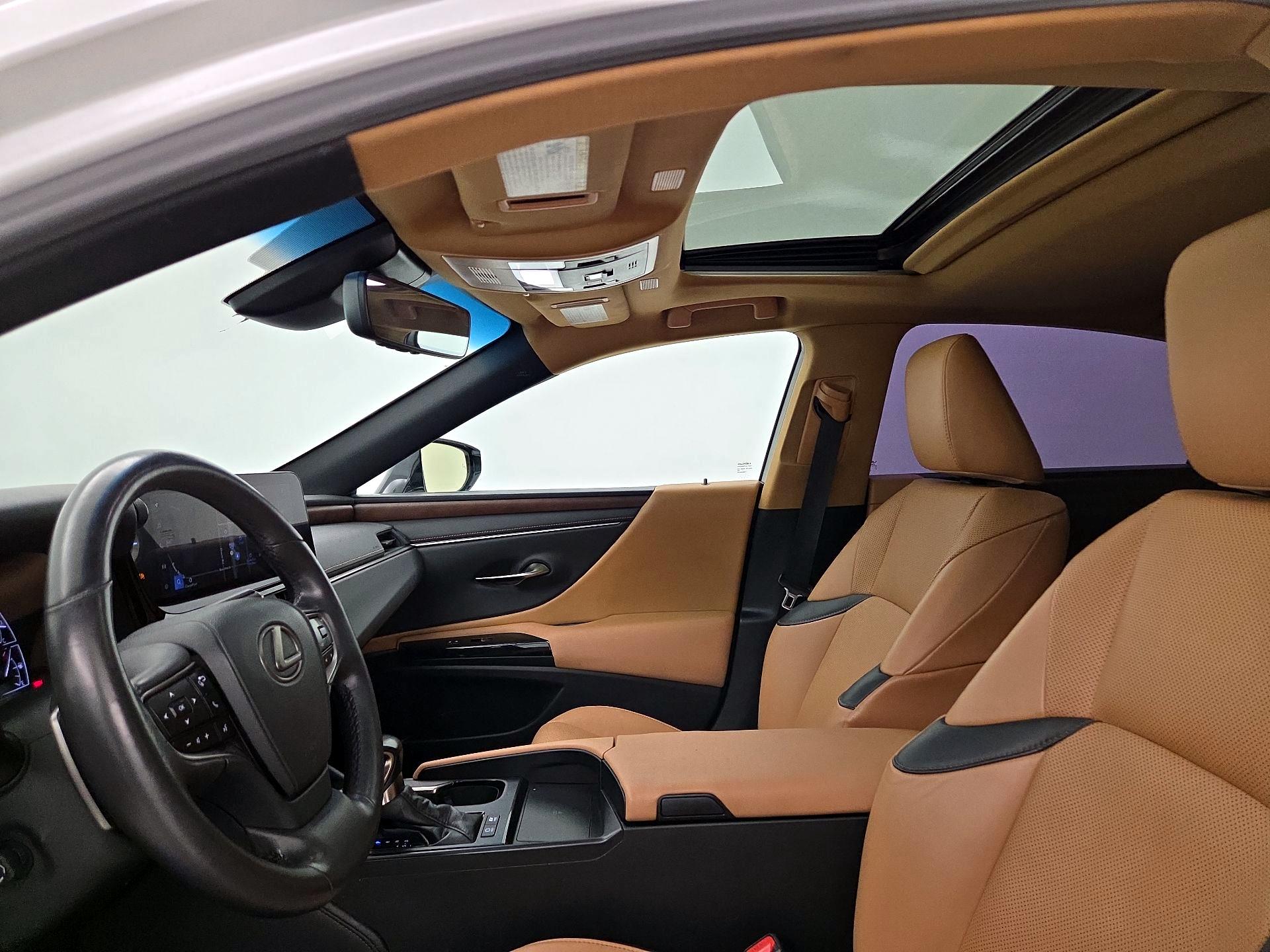 Thumbnail: 2023 Lexus ES - 20