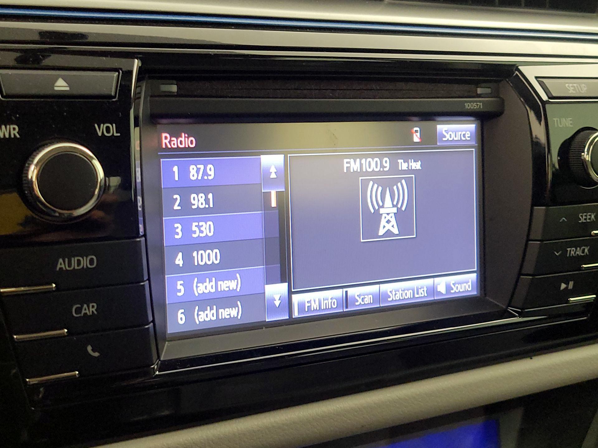 Thumbnail: 2016 Toyota Corolla - 15