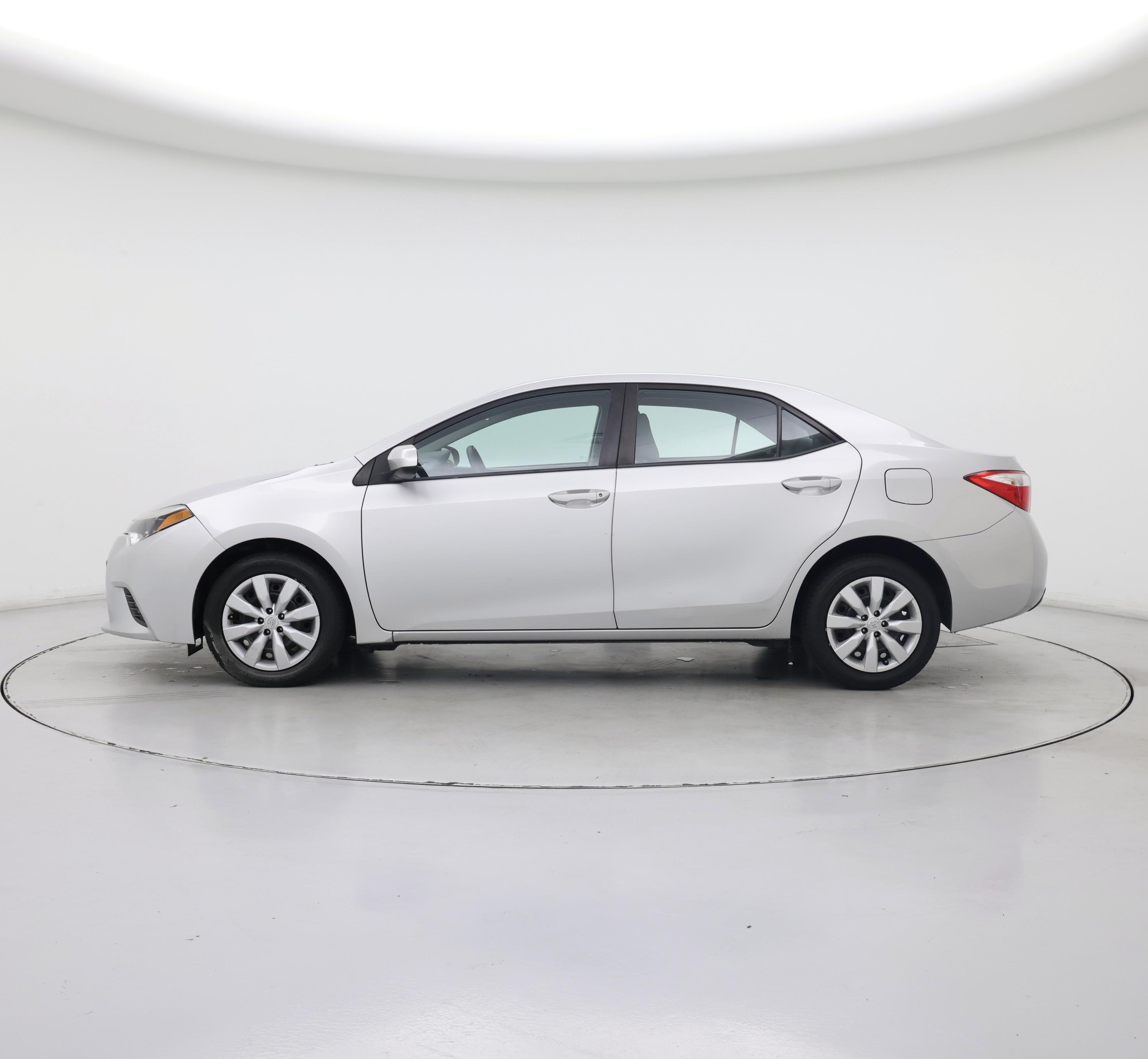 Thumbnail: 2016 Toyota Corolla - 3