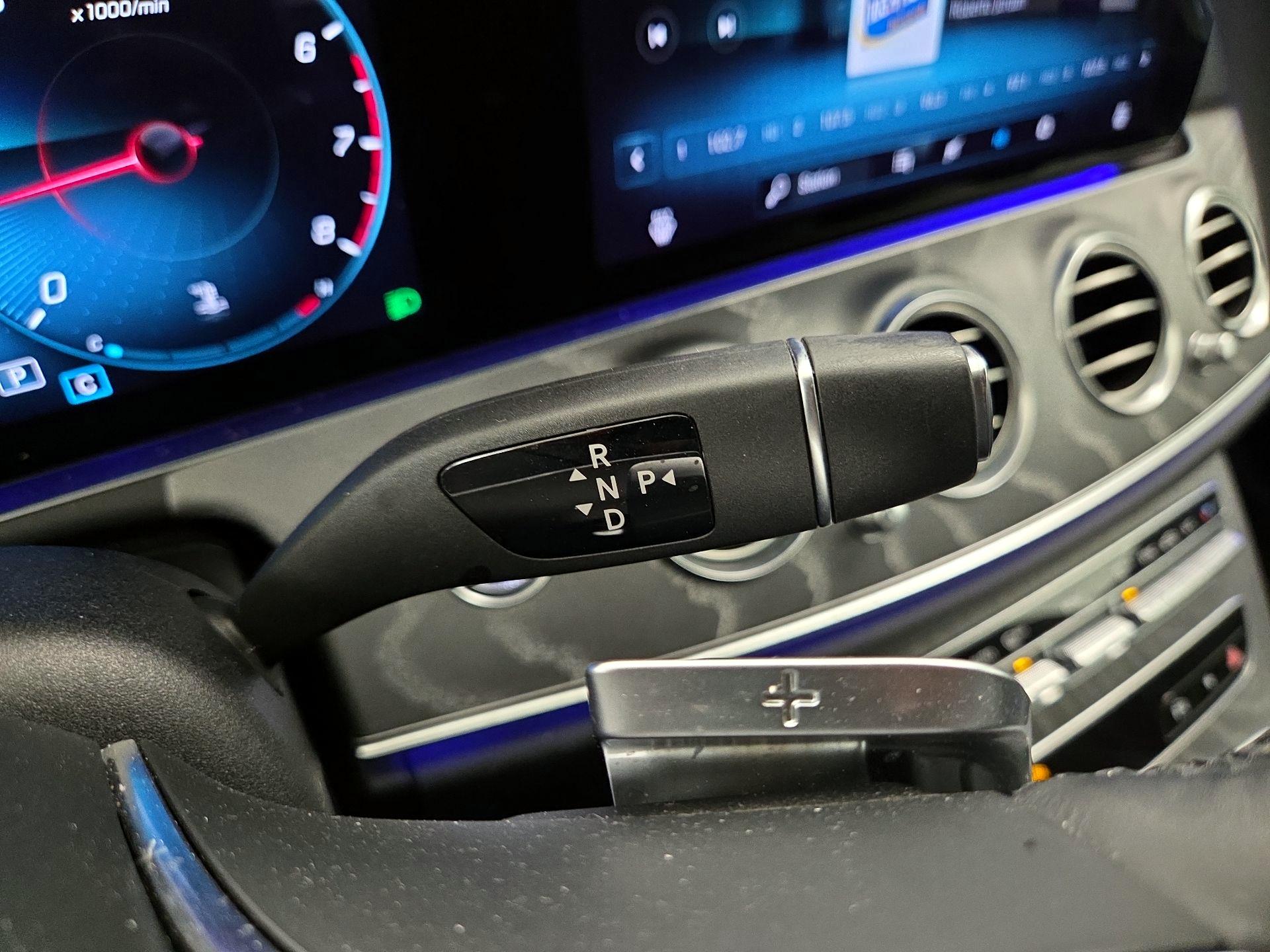 Thumbnail: 2021 Mercedes-Benz E-Class - 18