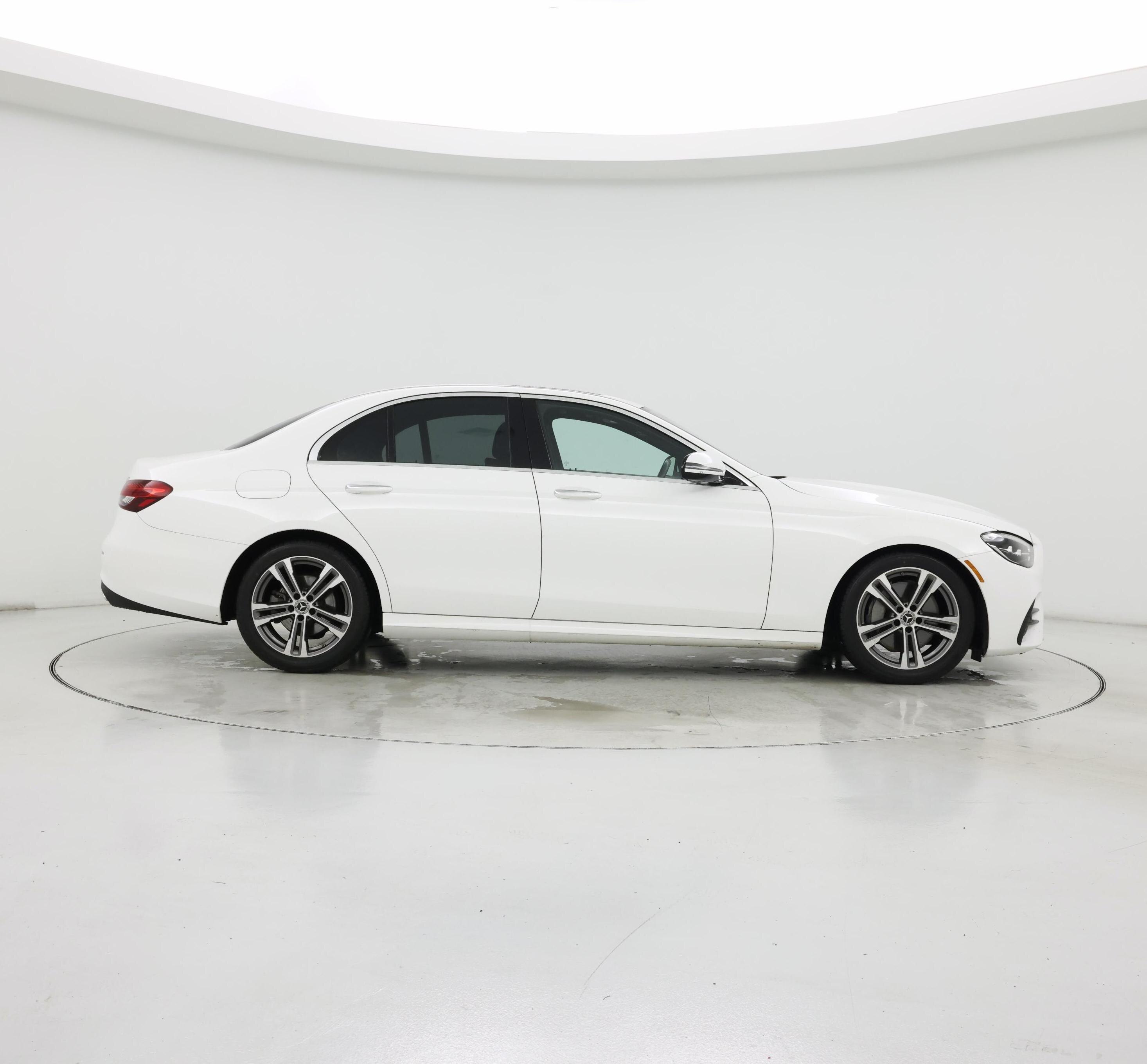 Thumbnail: 2021 Mercedes-Benz E-Class - 7