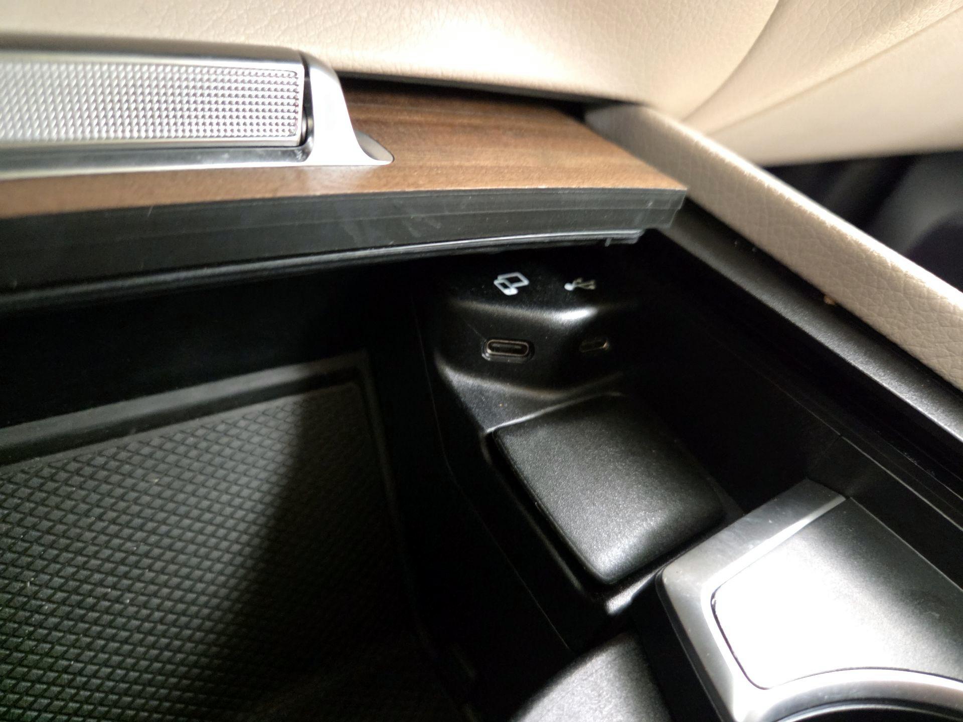 Thumbnail: 2022 Mercedes-Benz GLE - 19