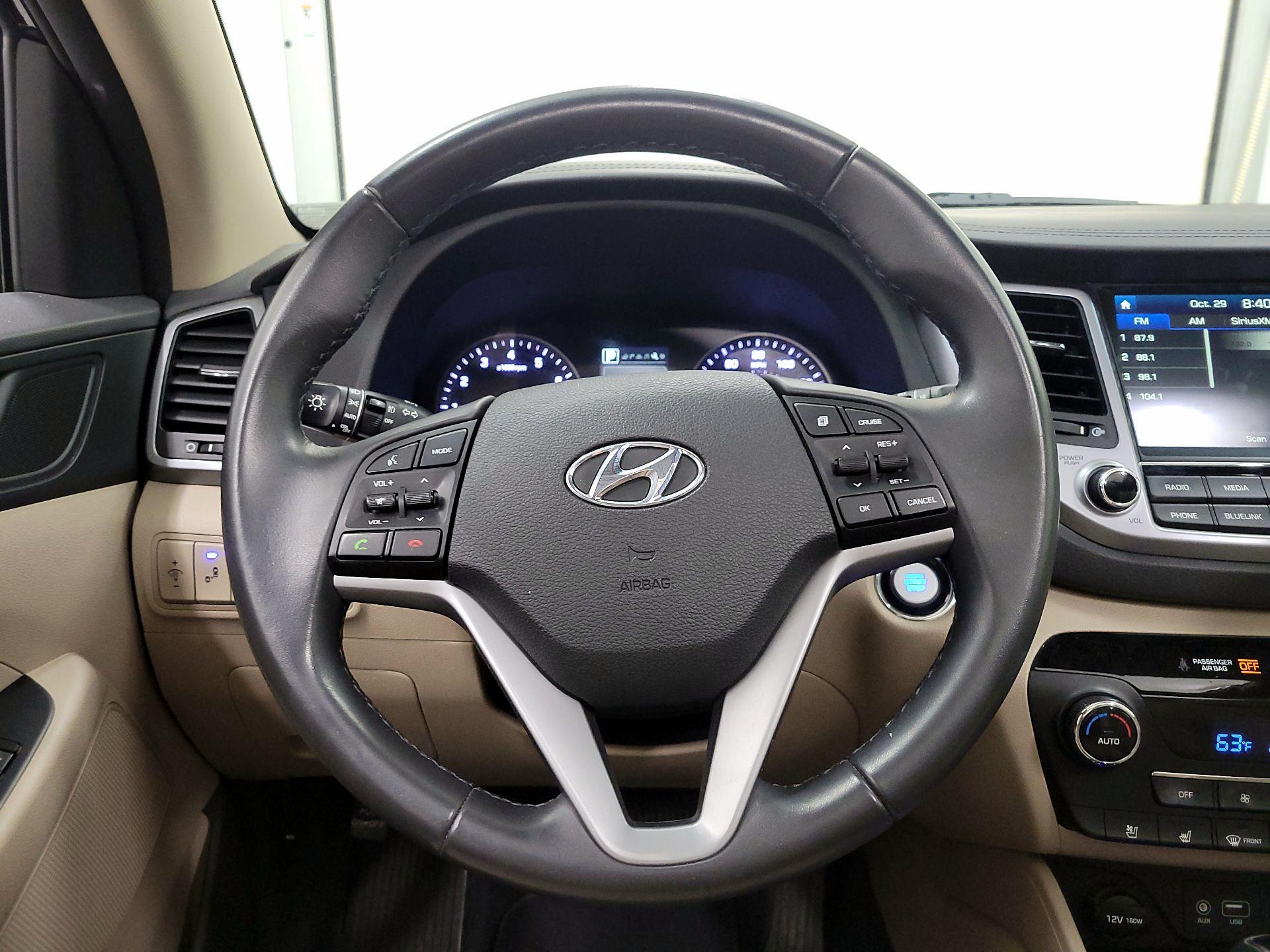 Thumbnail: 2017 Hyundai Tucson - 10