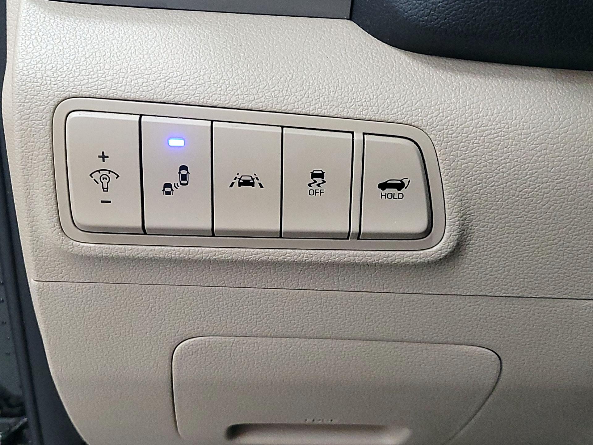 Thumbnail: 2017 Hyundai Tucson - 13