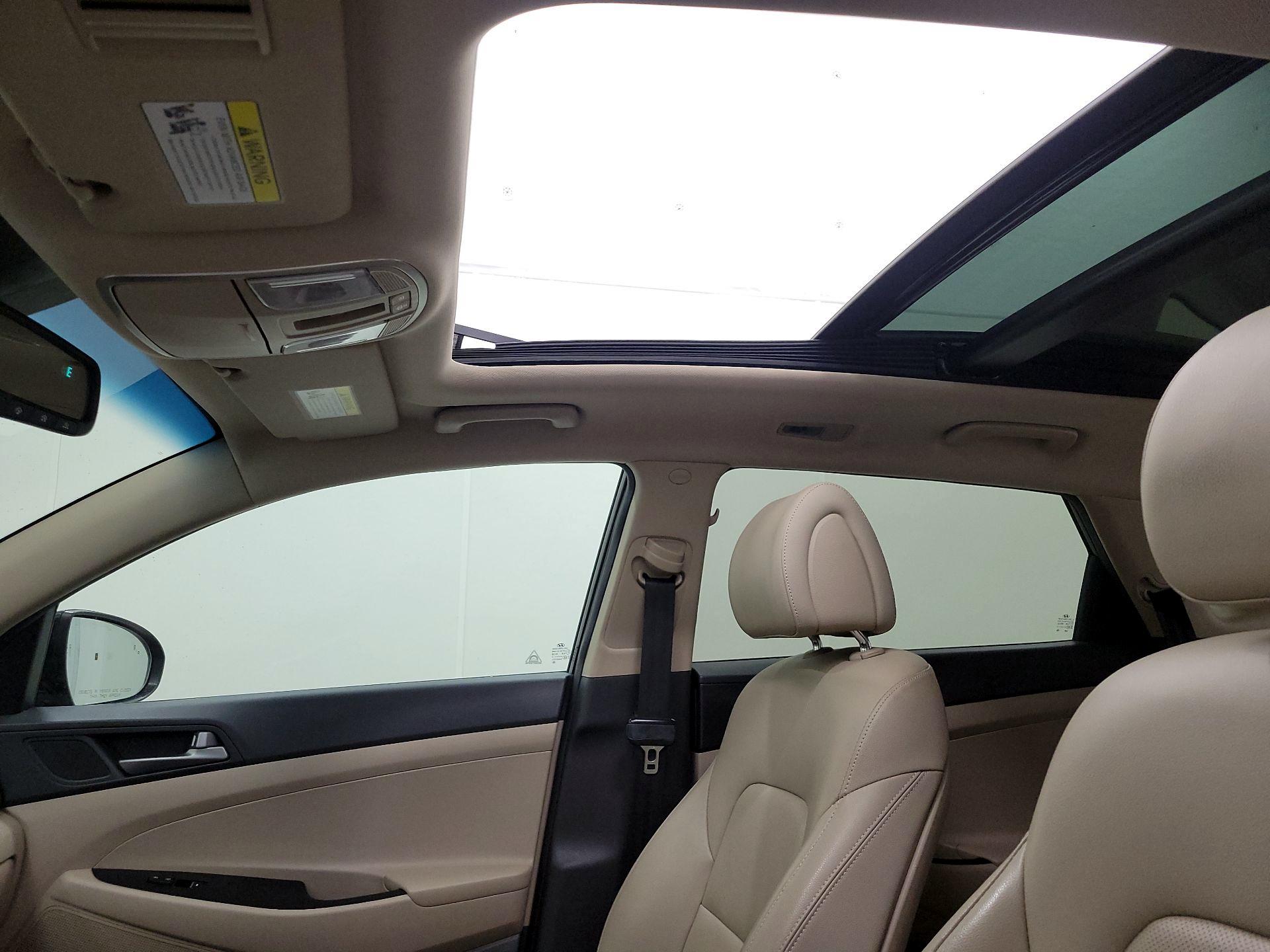 Thumbnail: 2017 Hyundai Tucson - 19