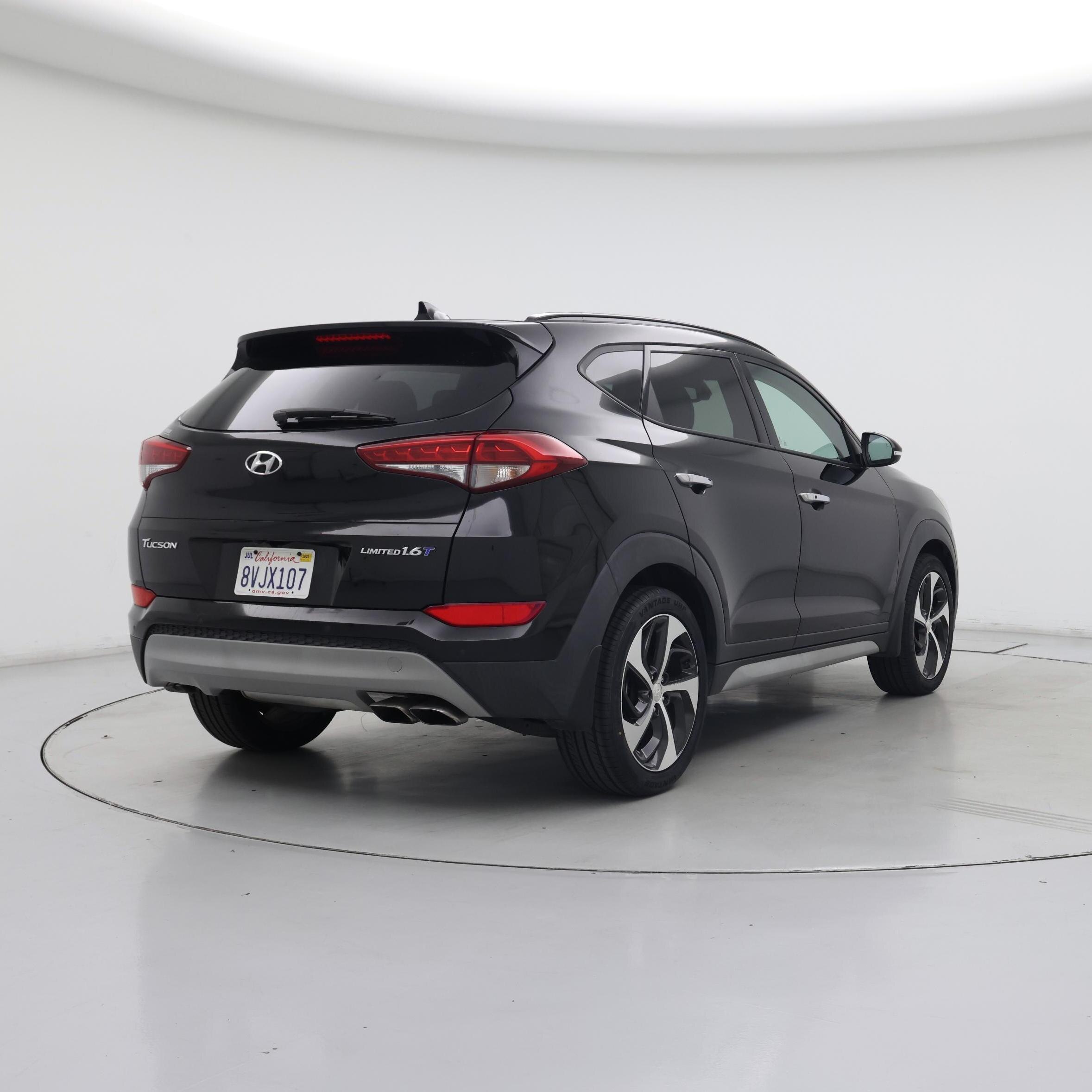 Thumbnail: 2017 Hyundai Tucson - 8