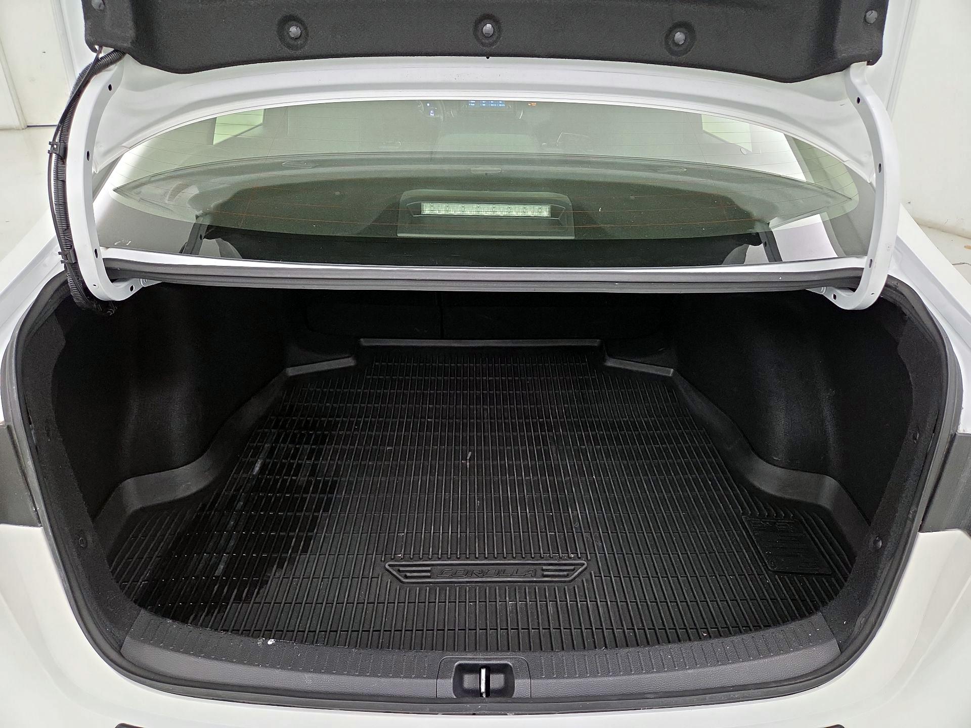 Thumbnail: 2020 Toyota Corolla - 20