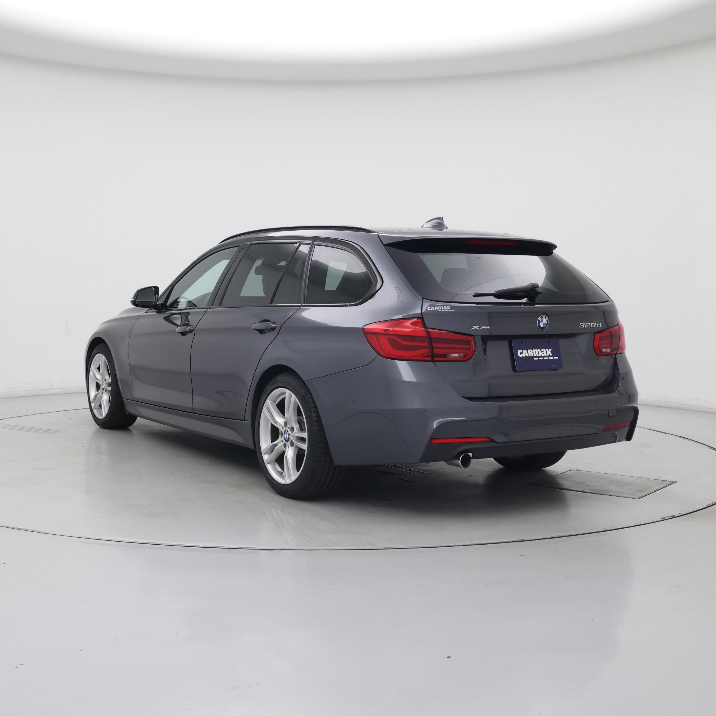 Thumbnail: 2018 BMW 3 Series - 2