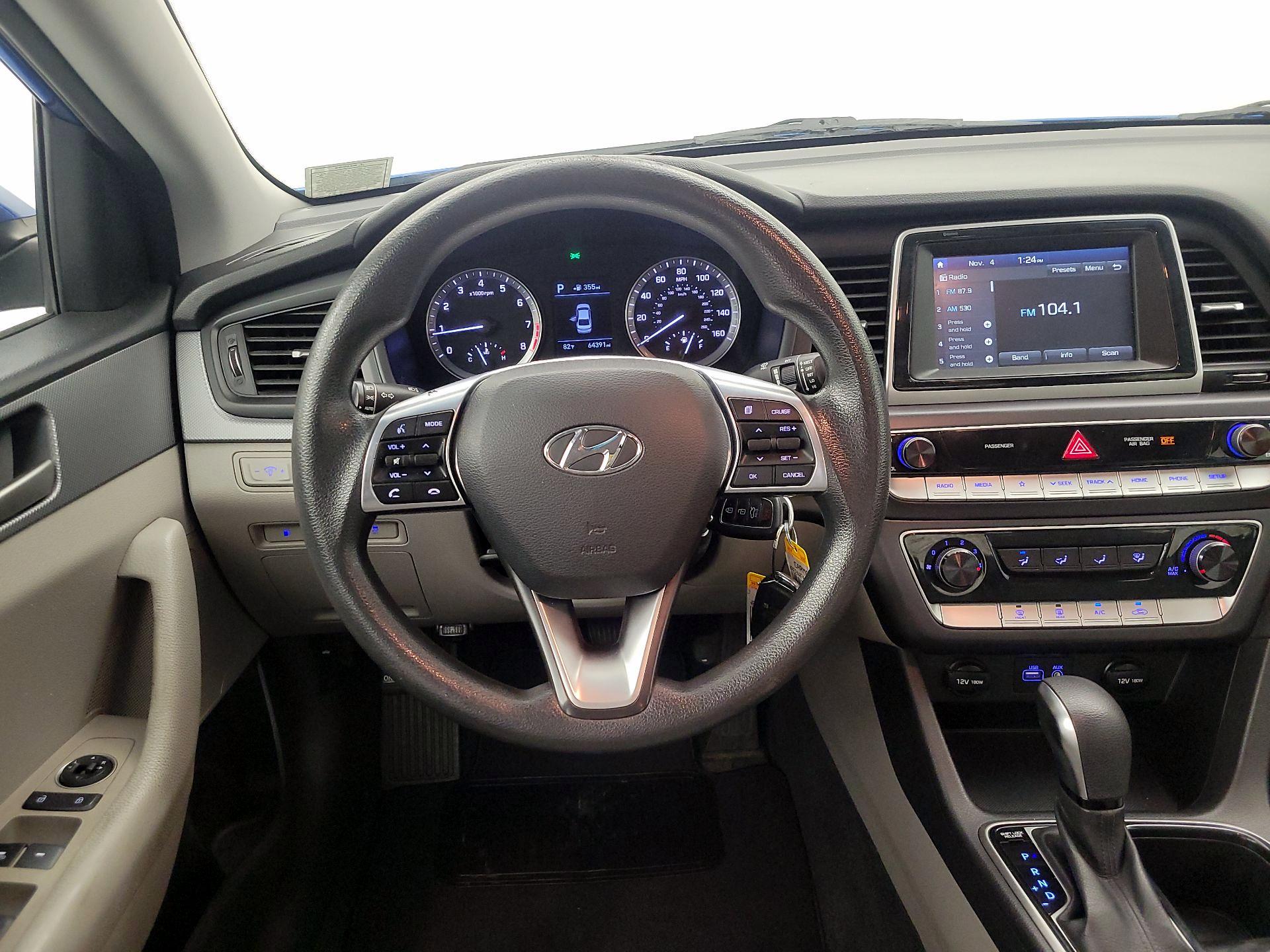 Thumbnail: 2018 Hyundai Sonata - 10