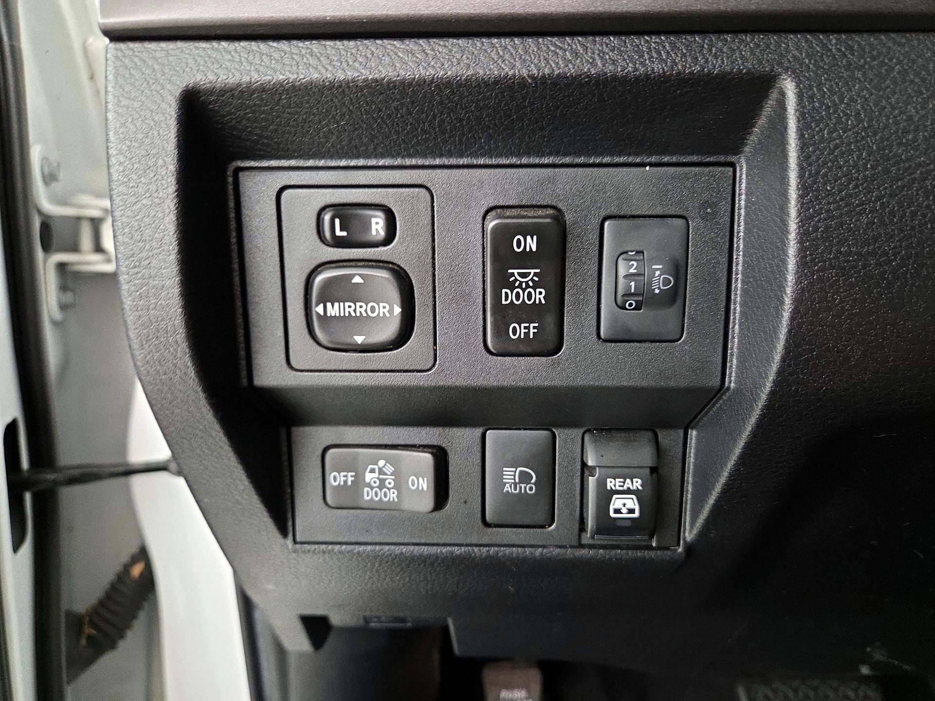 Thumbnail: 2020 Toyota Tundra - 13