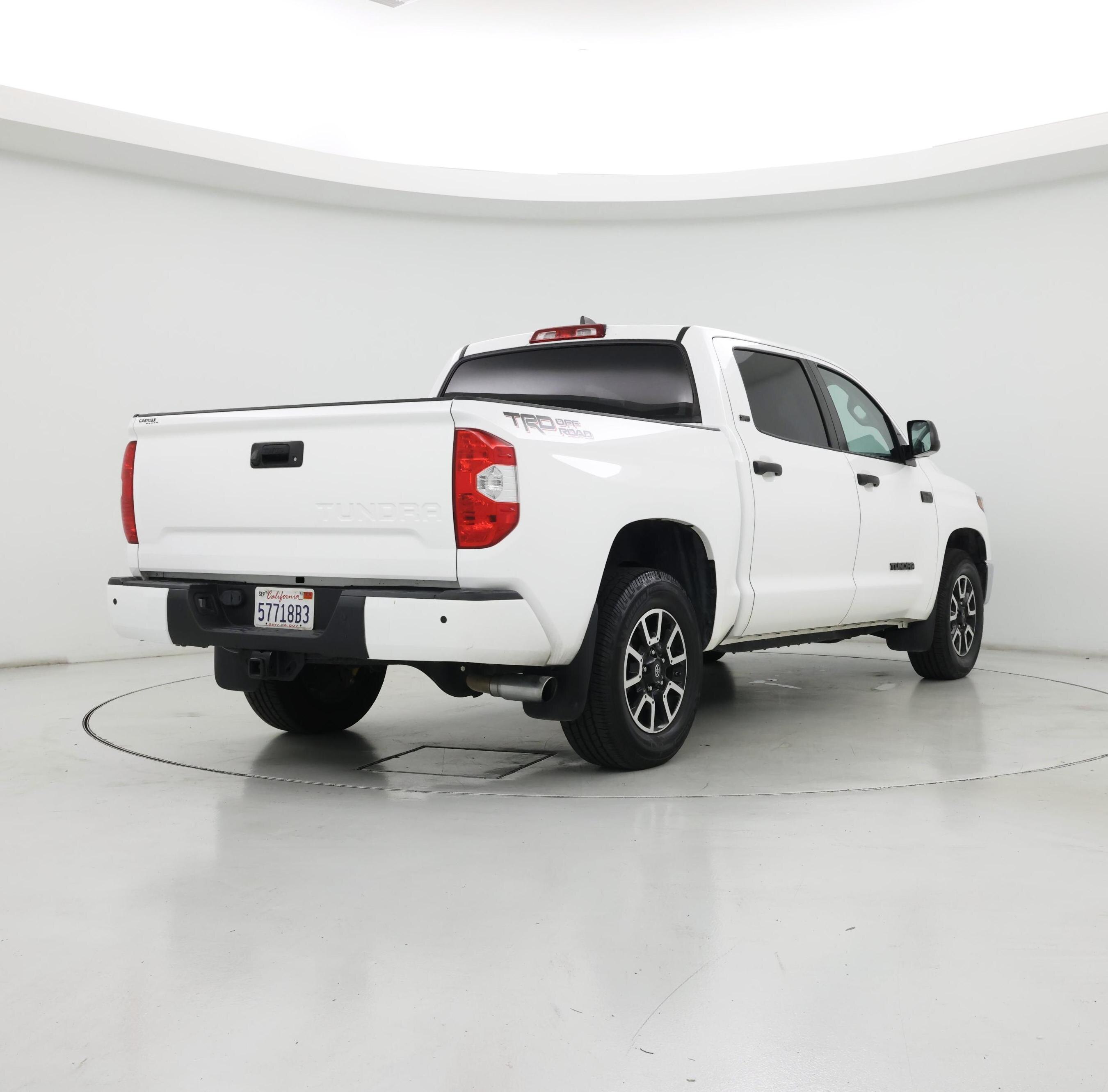 Thumbnail: 2020 Toyota Tundra - 8