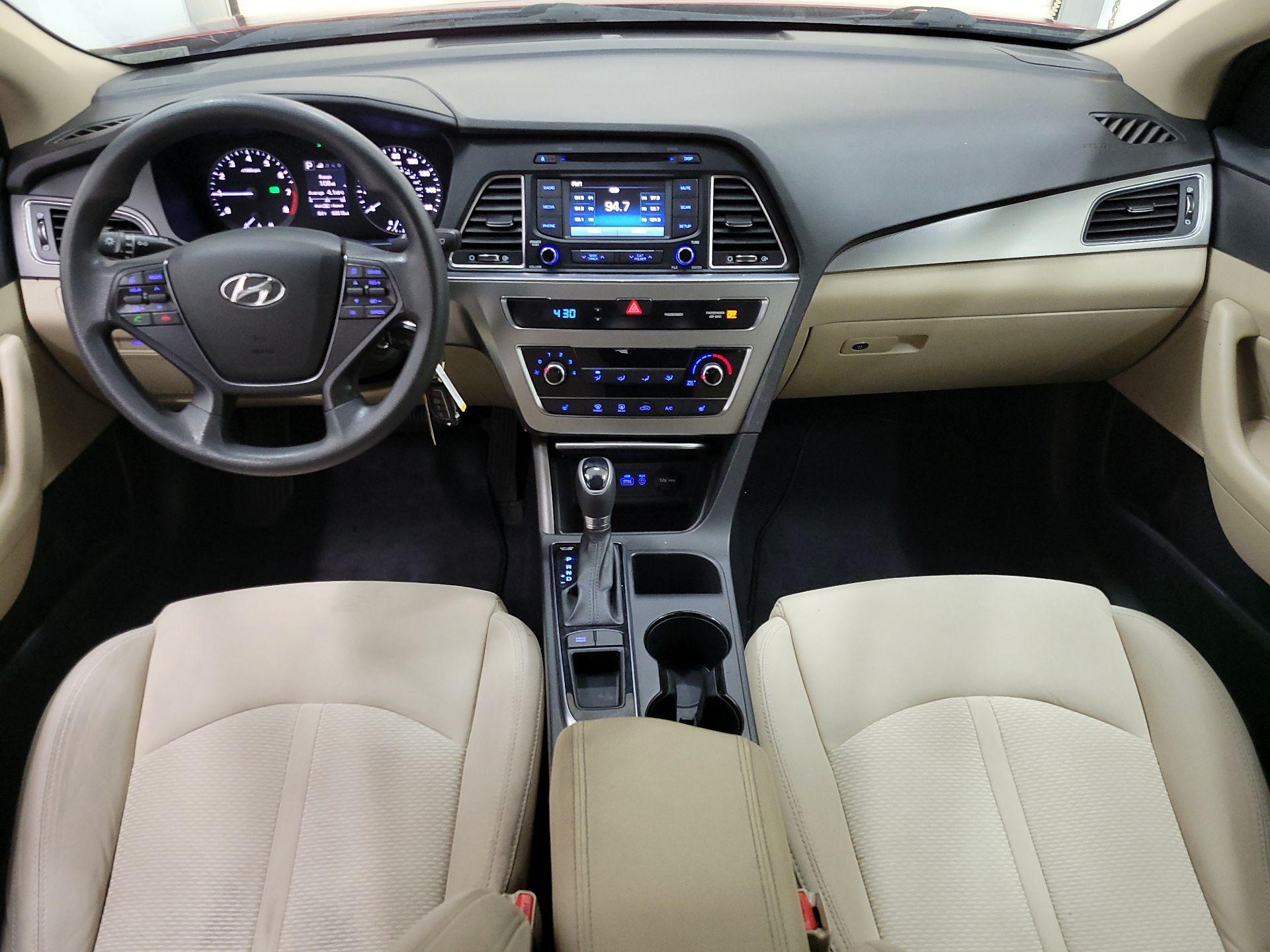 Thumbnail: 2015 Hyundai Sonata - 9