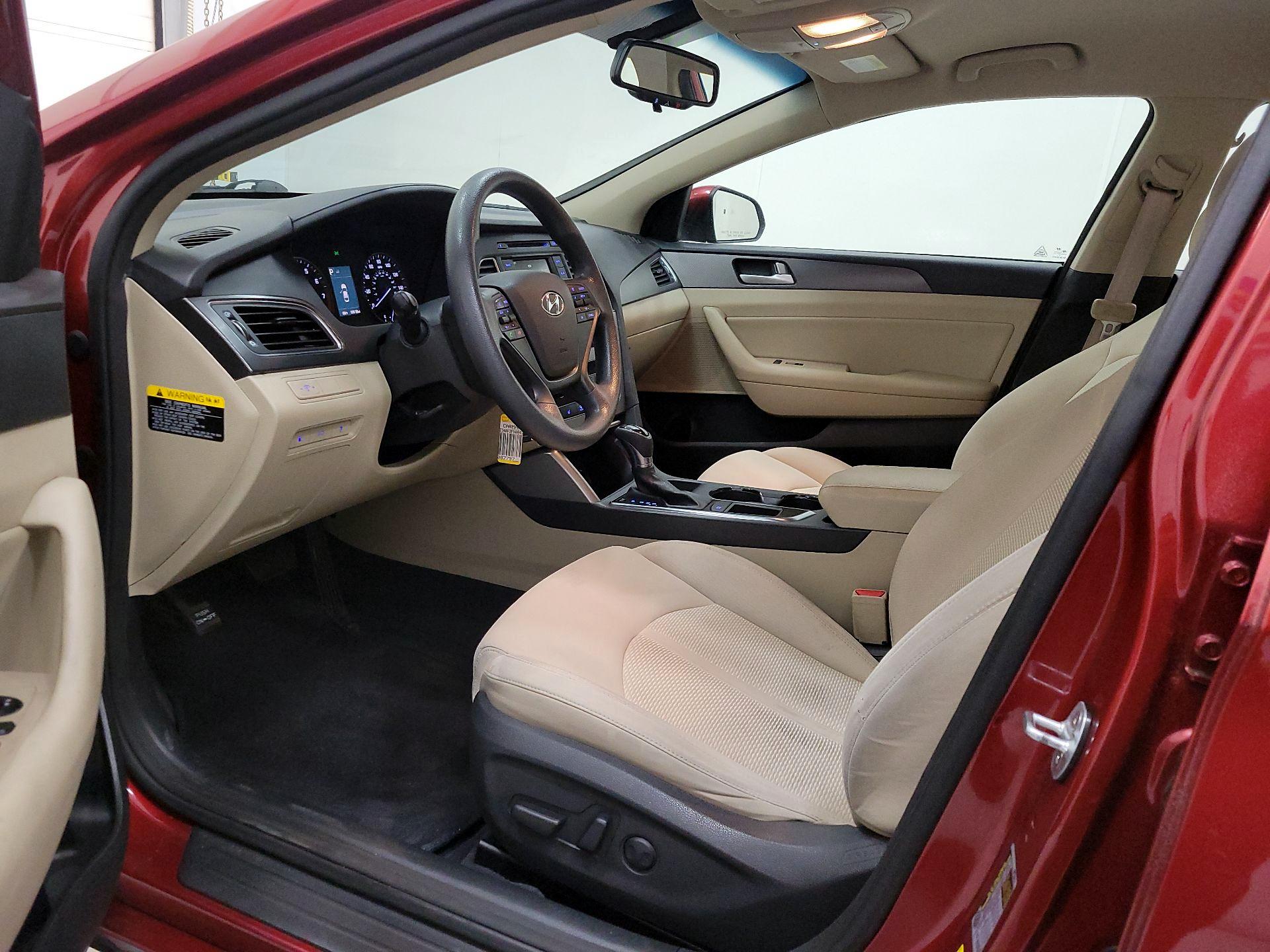 Thumbnail: 2015 Hyundai Sonata - 11