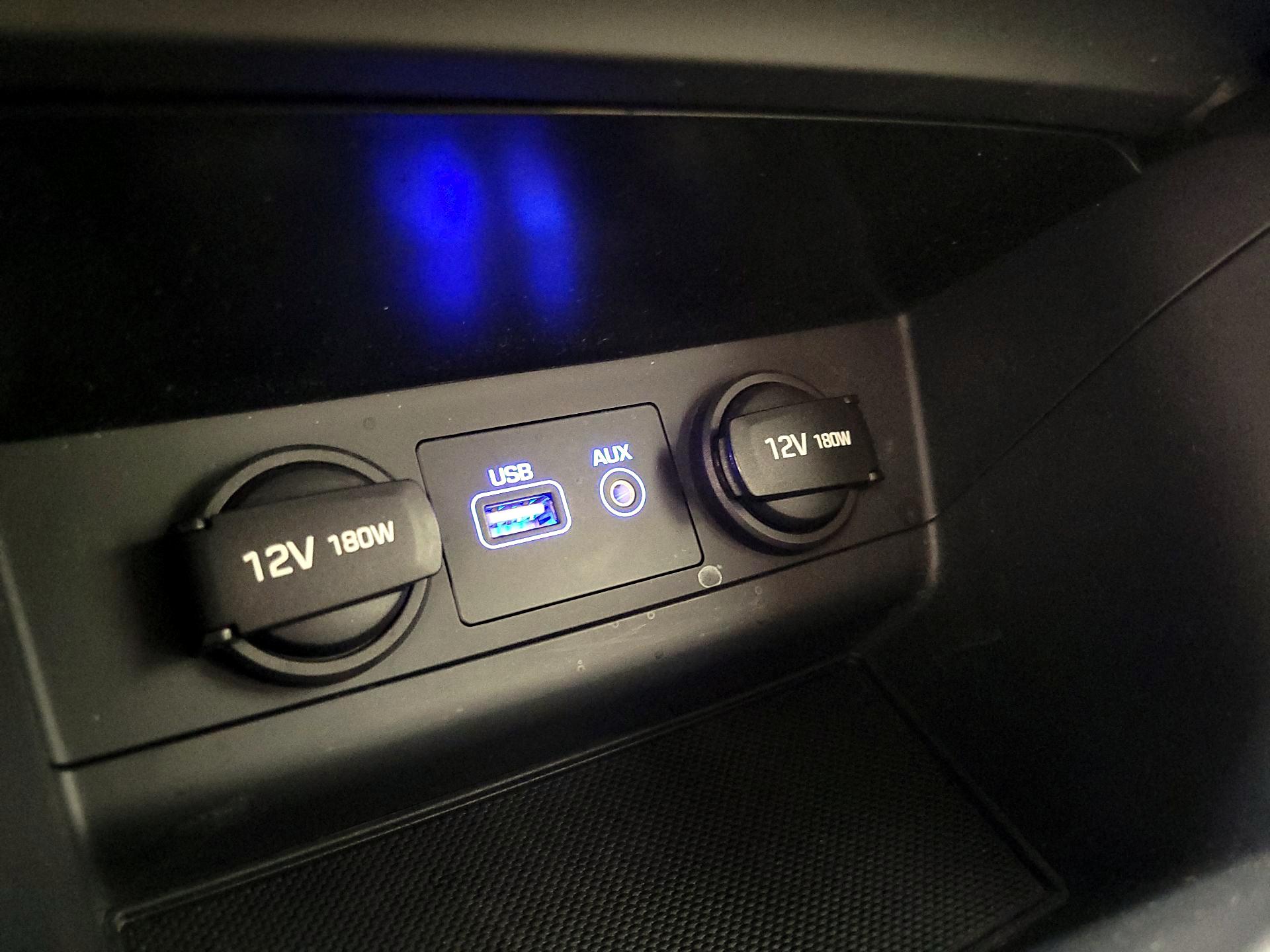 Thumbnail: 2015 Hyundai Sonata - 18