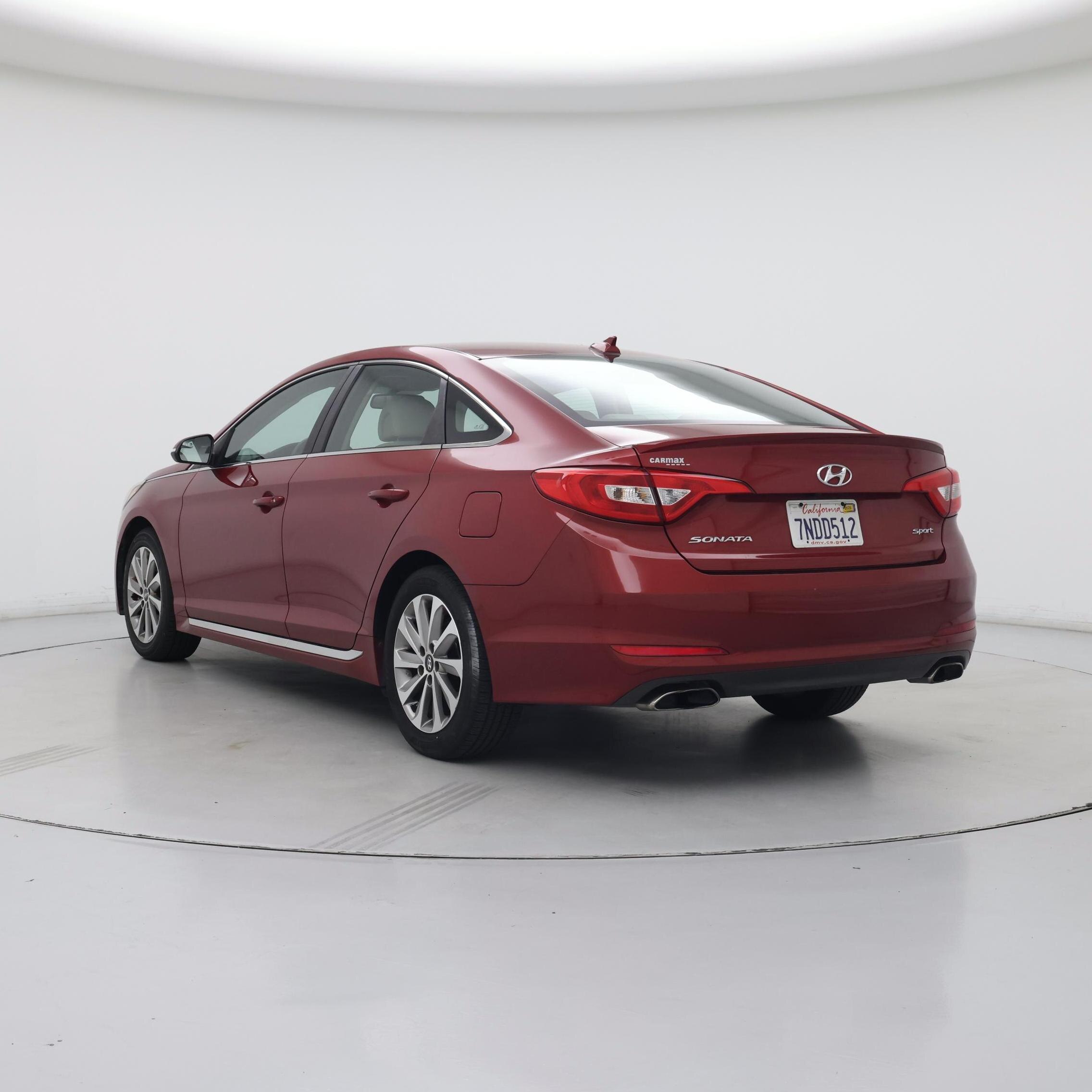Thumbnail: 2015 Hyundai Sonata - 2