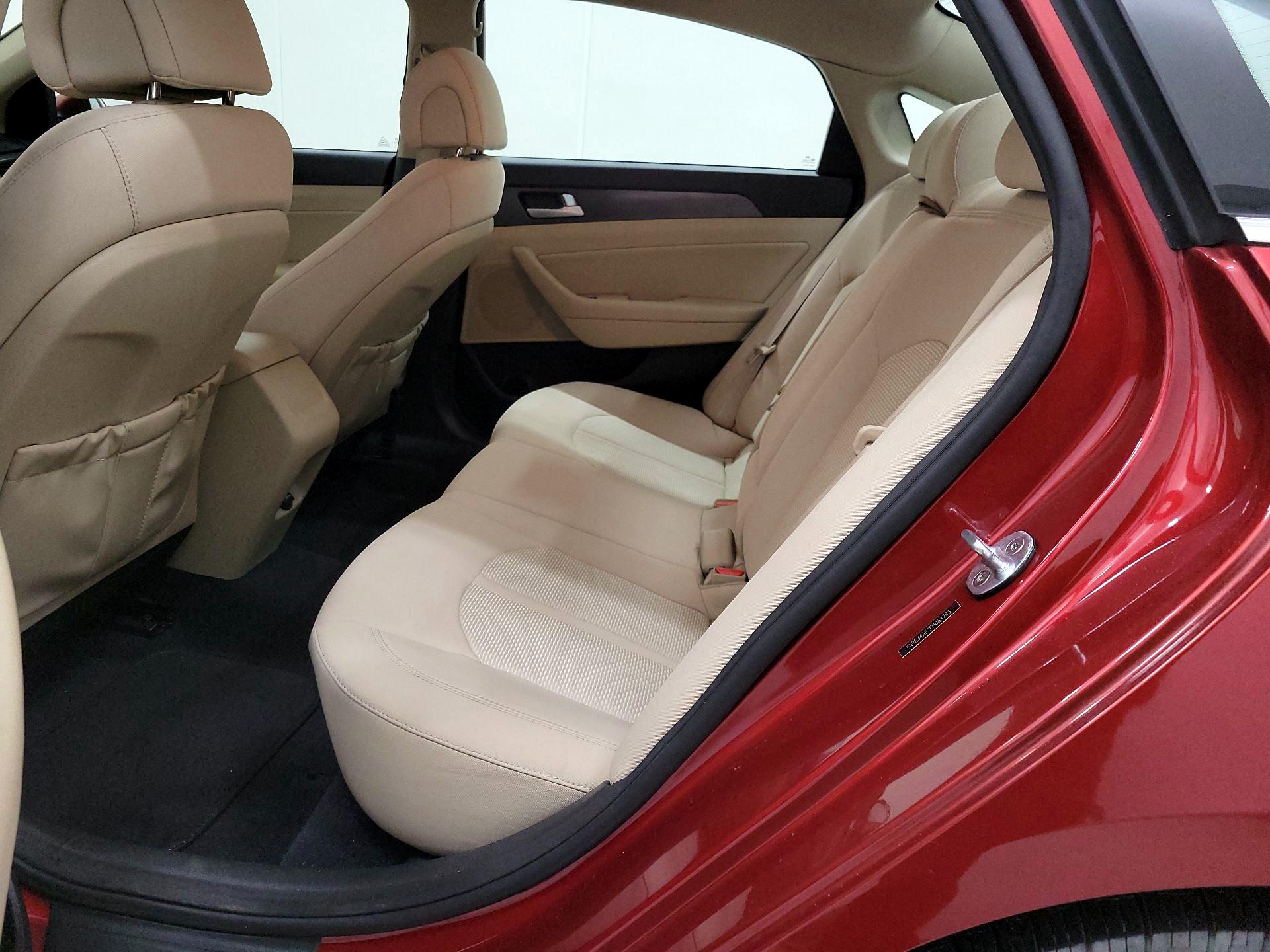 Thumbnail: 2015 Hyundai Sonata - 19