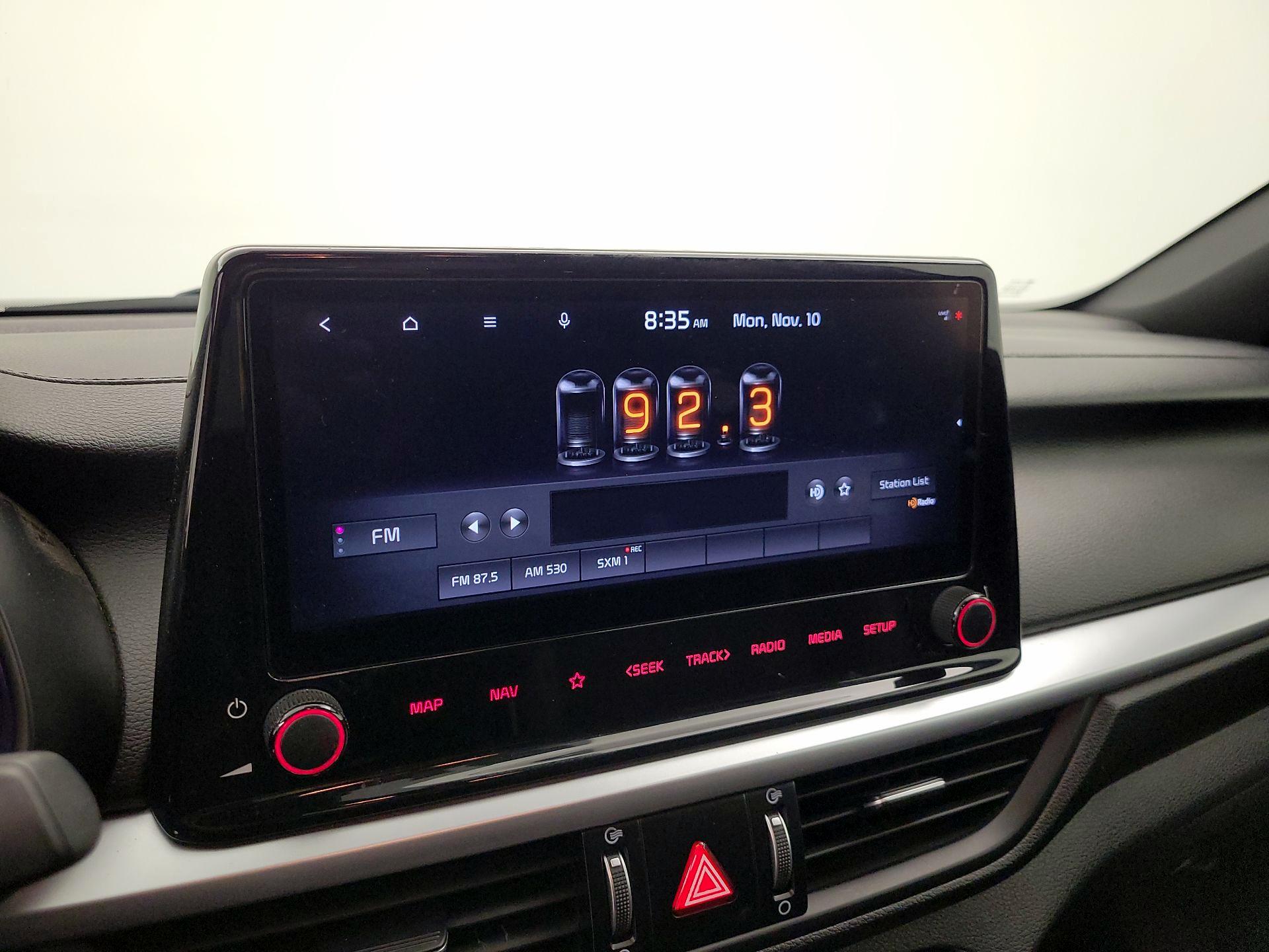 Thumbnail: 2022 Kia Forte - 16