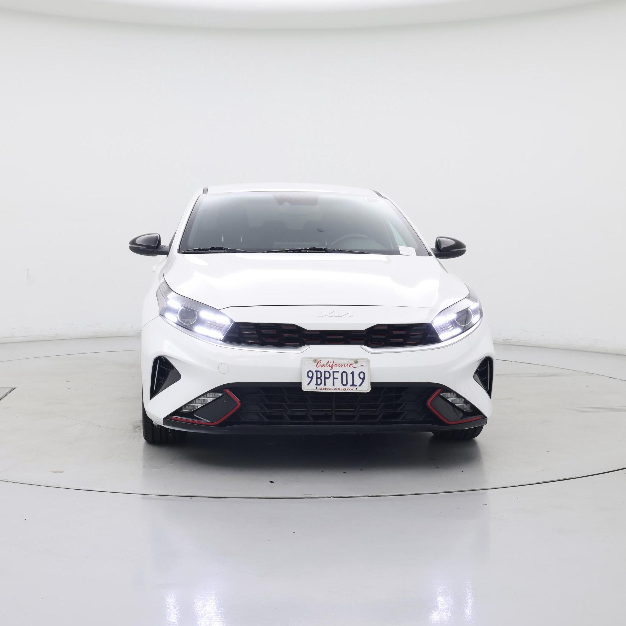 Thumbnail: 2022 Kia Forte - 5