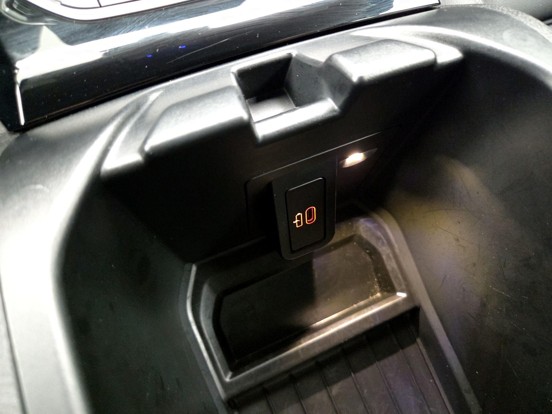 Thumbnail: 2024 BMW X4 - 19