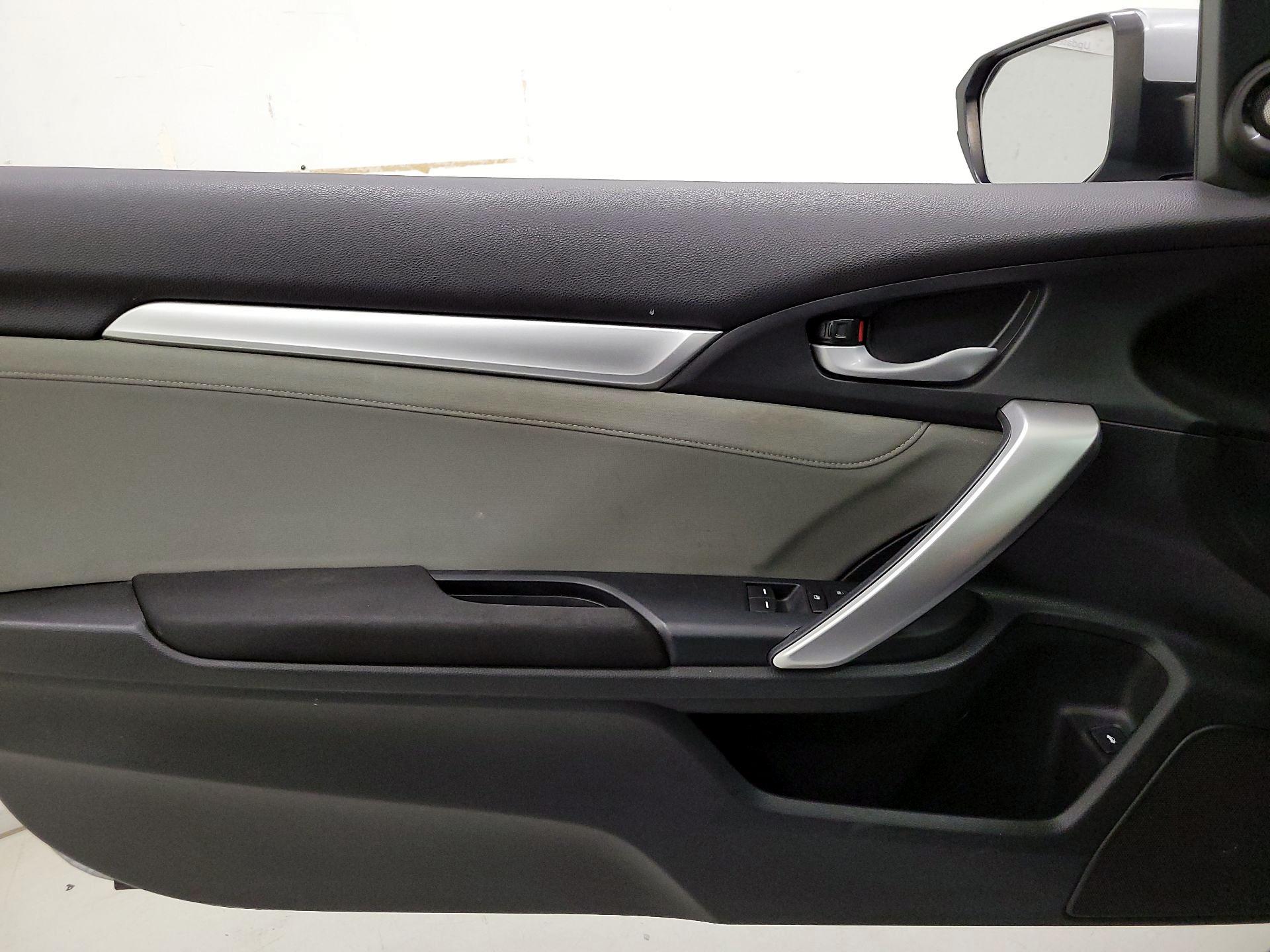 Thumbnail: 2018 Honda Civic - 12