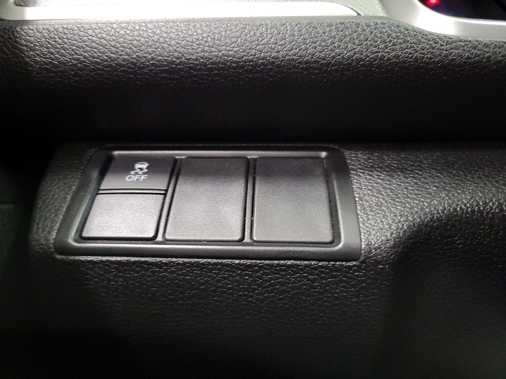 Thumbnail: 2018 Honda Civic - 13