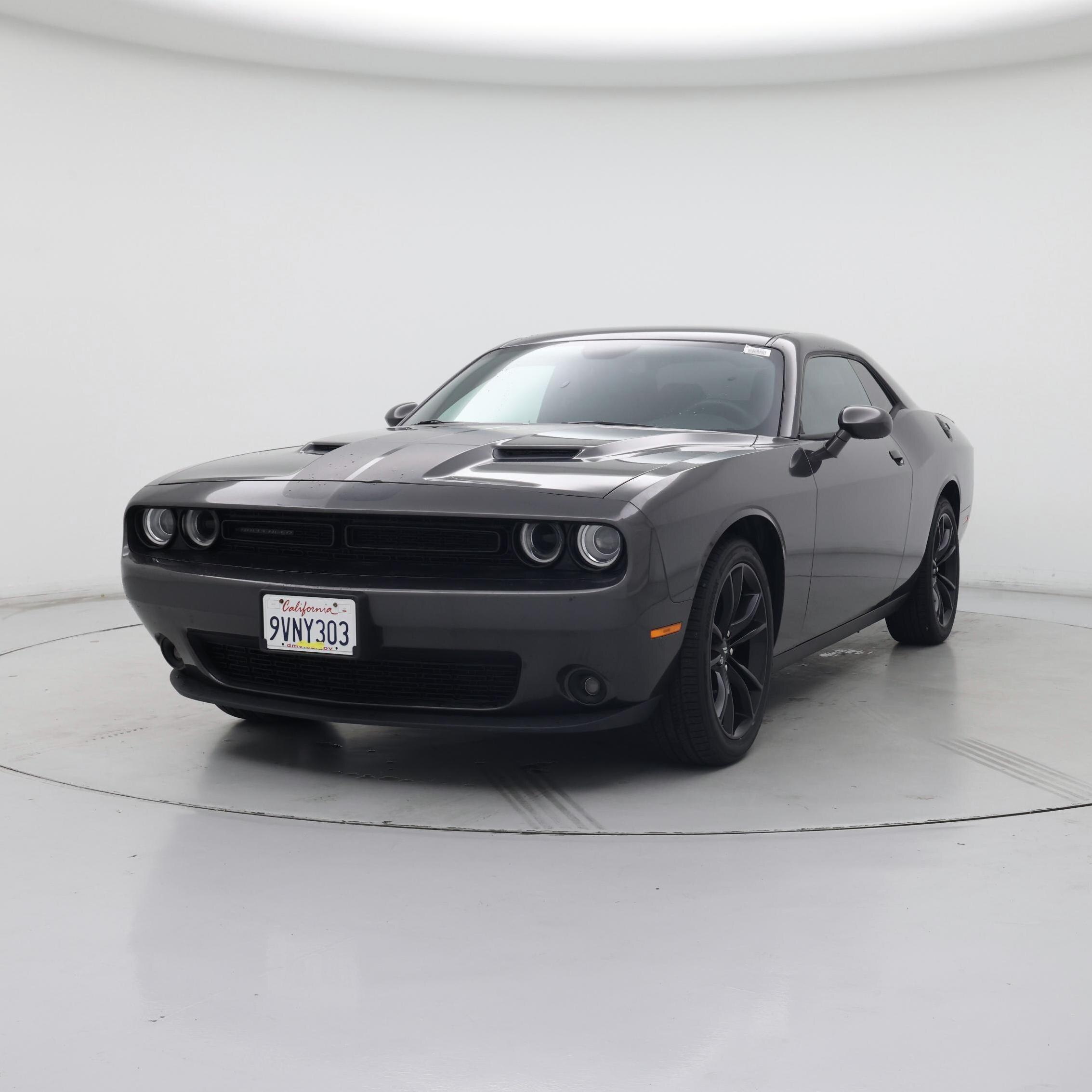 Thumbnail: 2017 Dodge Challenger - 4