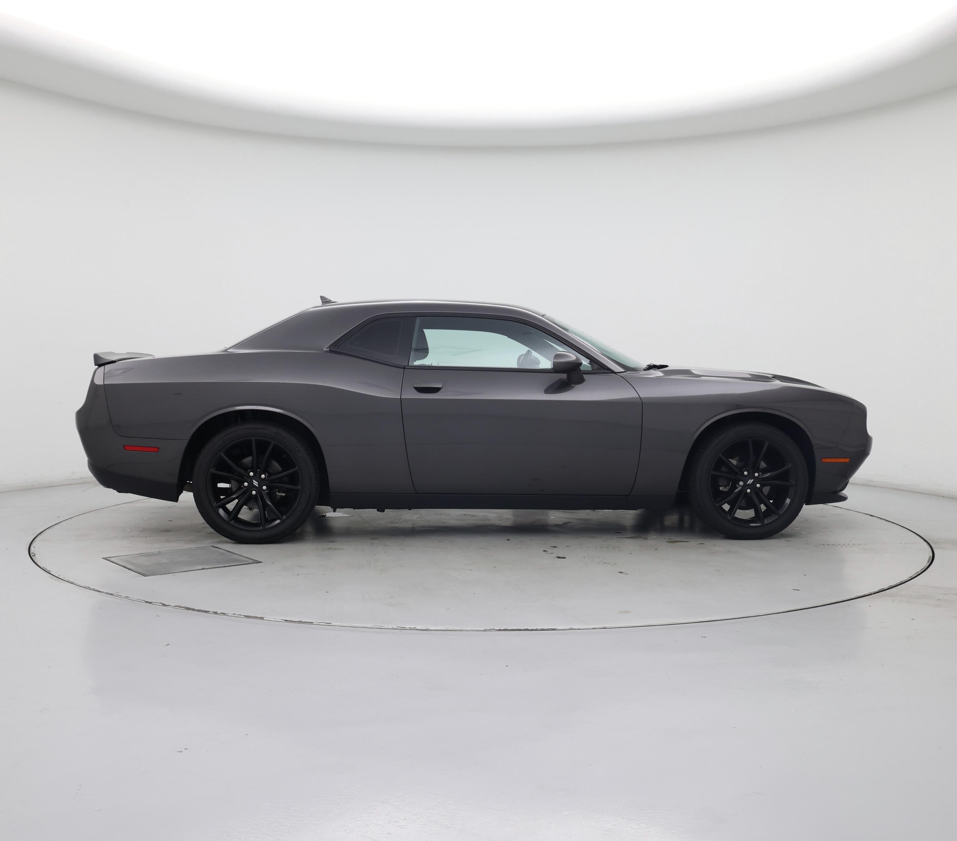Thumbnail: 2017 Dodge Challenger - 7