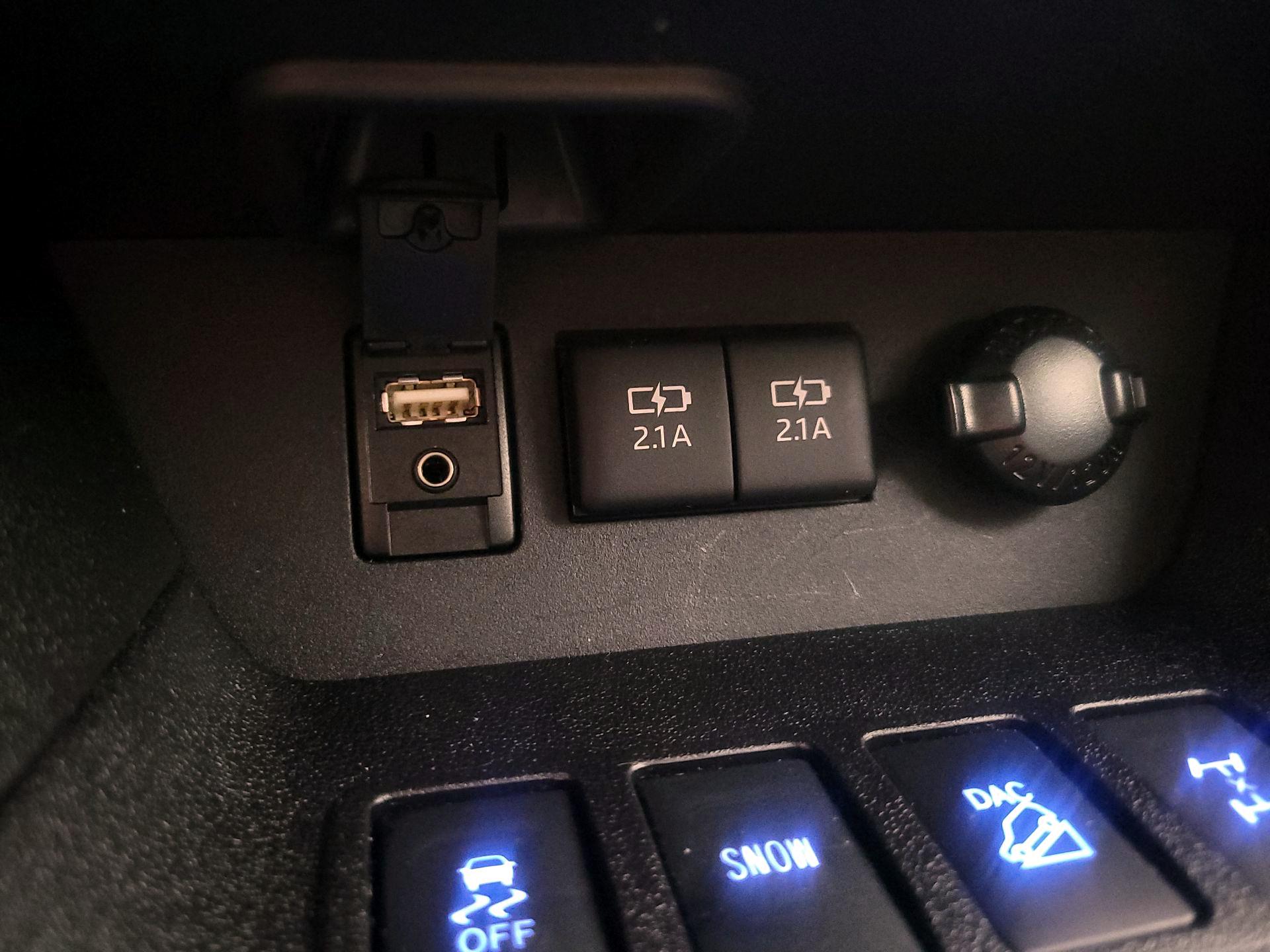 Thumbnail: 2018 Toyota Highlander - 19