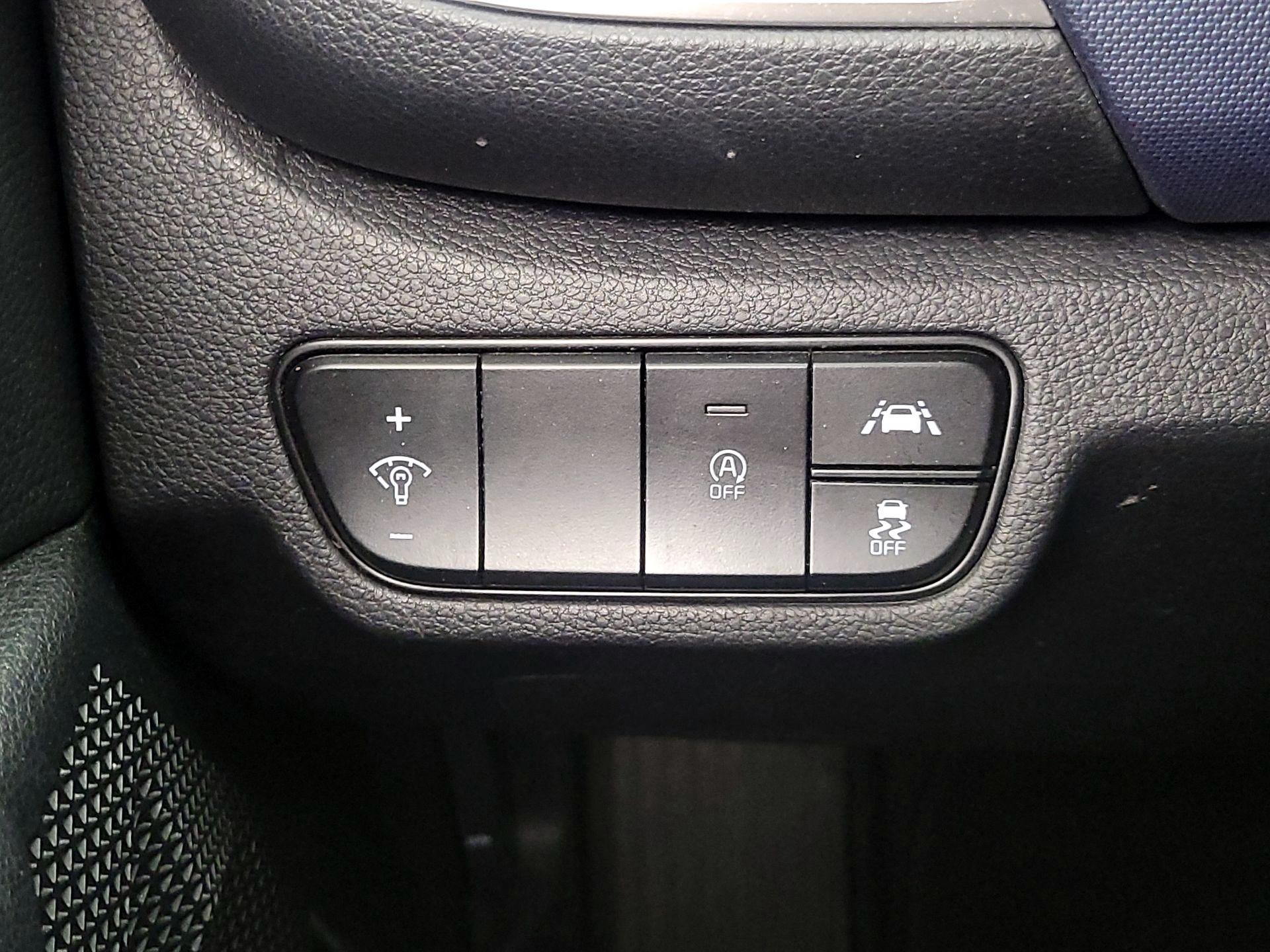 Thumbnail: 2021 Kia Seltos - 13