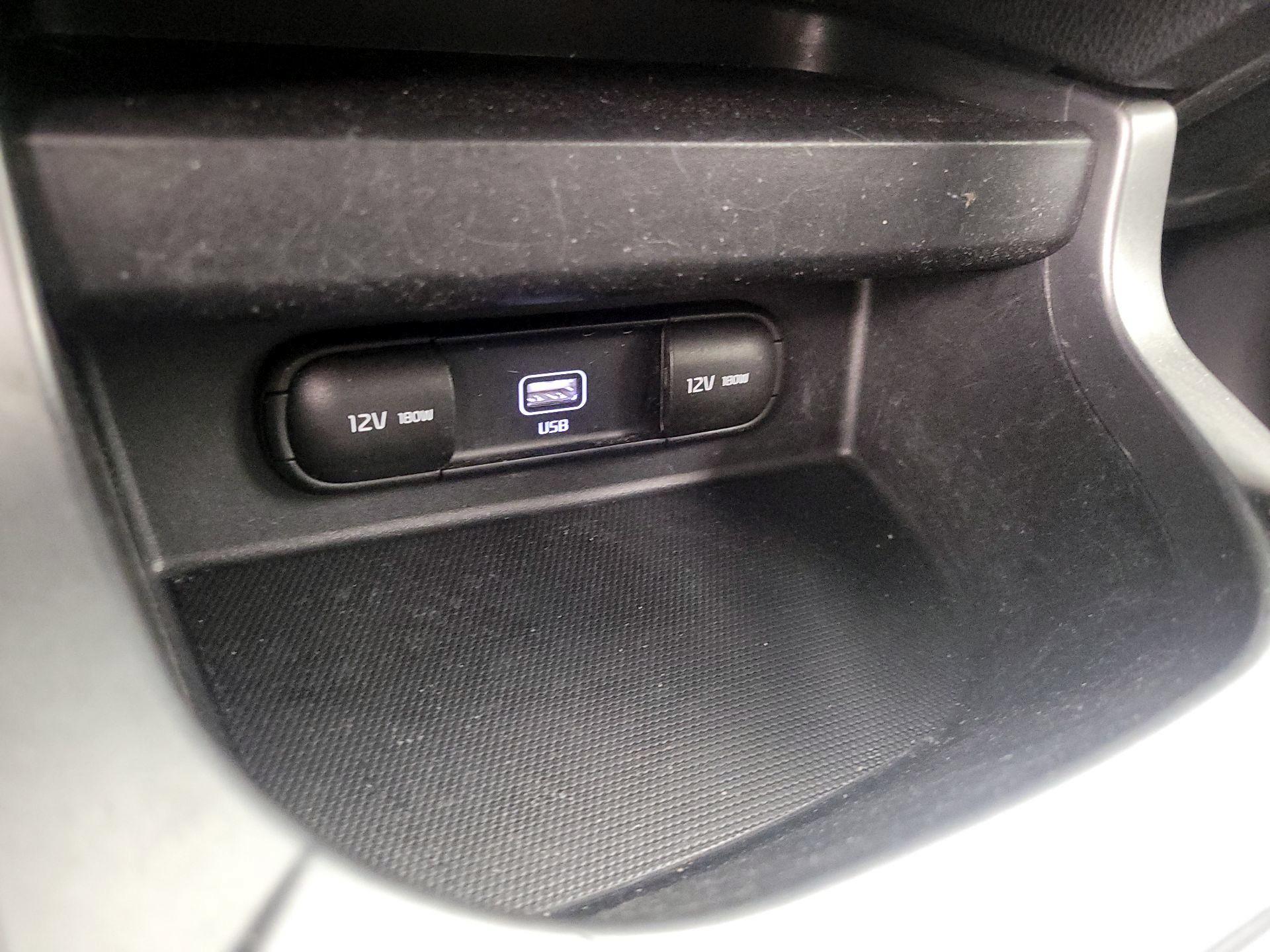 Thumbnail: 2021 Kia Seltos - 18