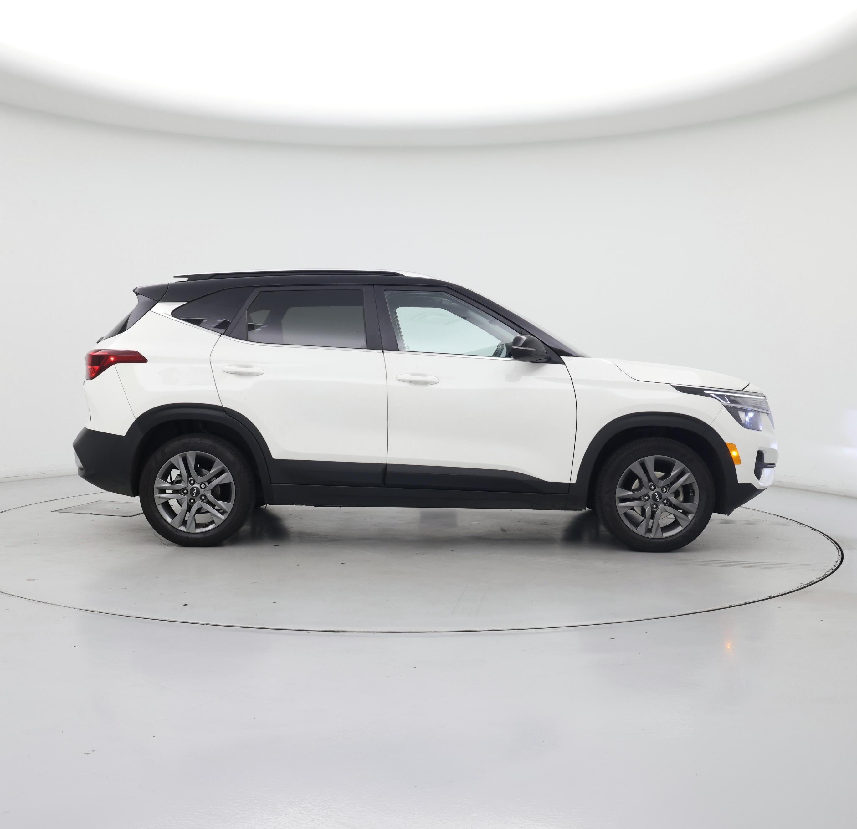 Thumbnail: 2021 Kia Seltos - 7