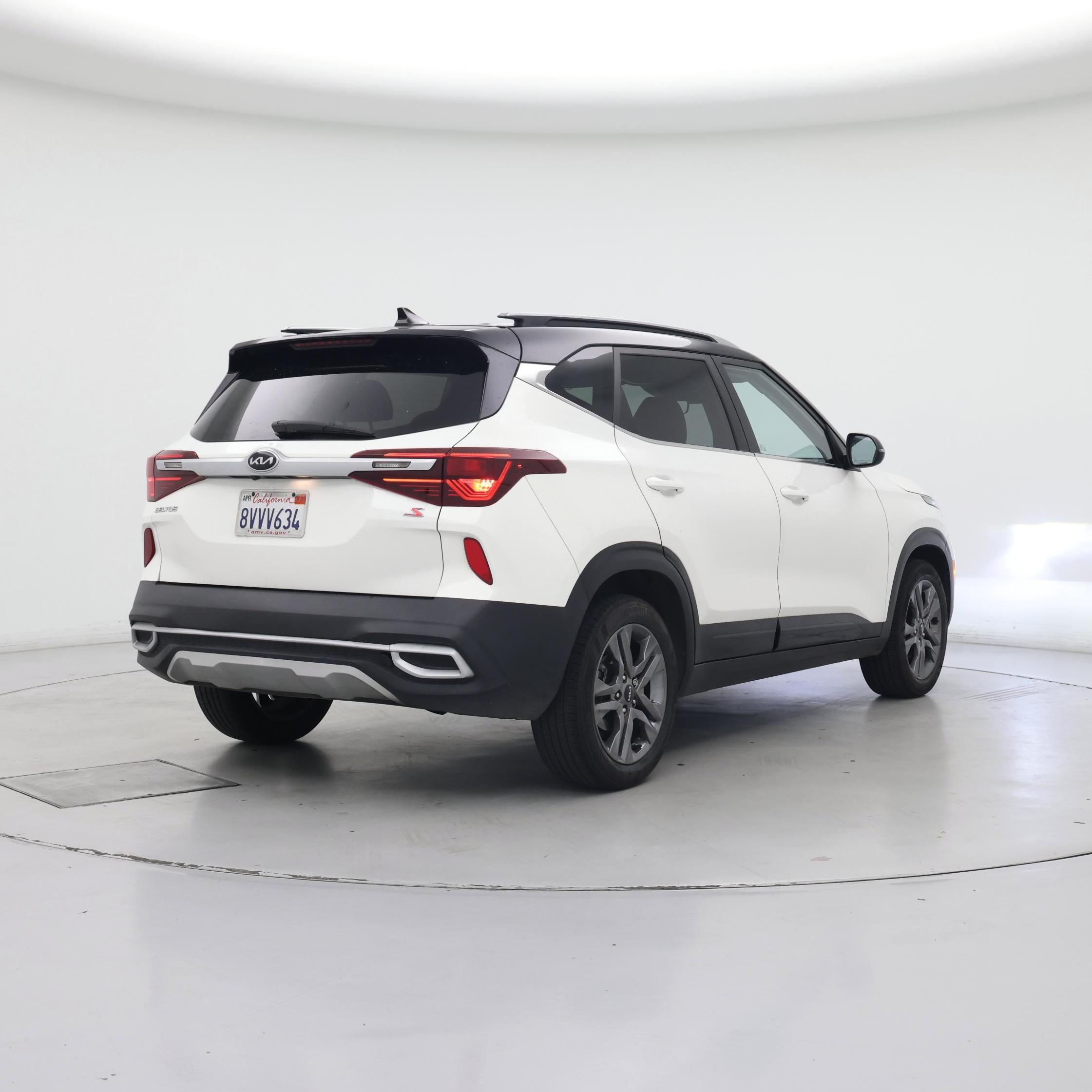 Thumbnail: 2021 Kia Seltos - 8