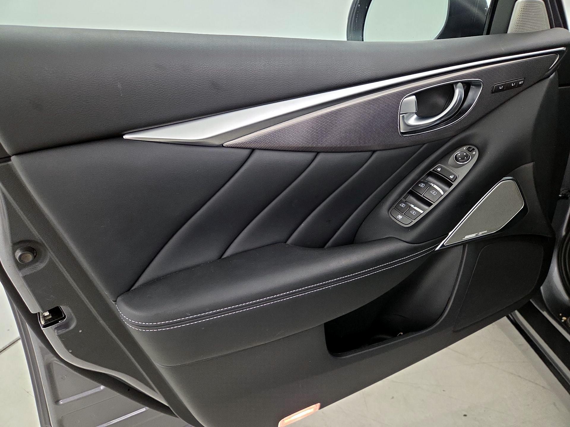 Thumbnail: 2020 INFINITI Q50 - 12