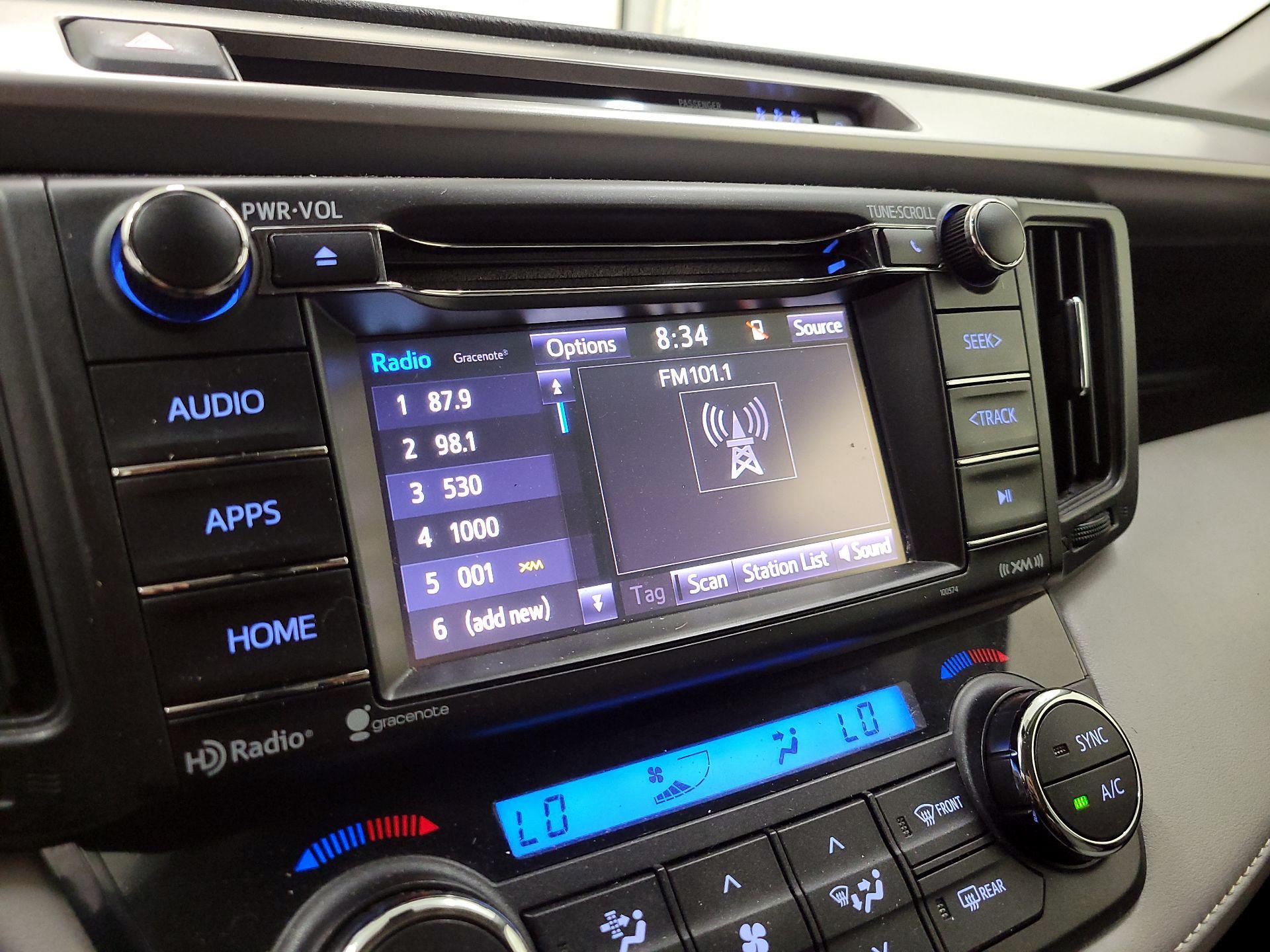 Thumbnail: 2018 Toyota RAV4 - 15