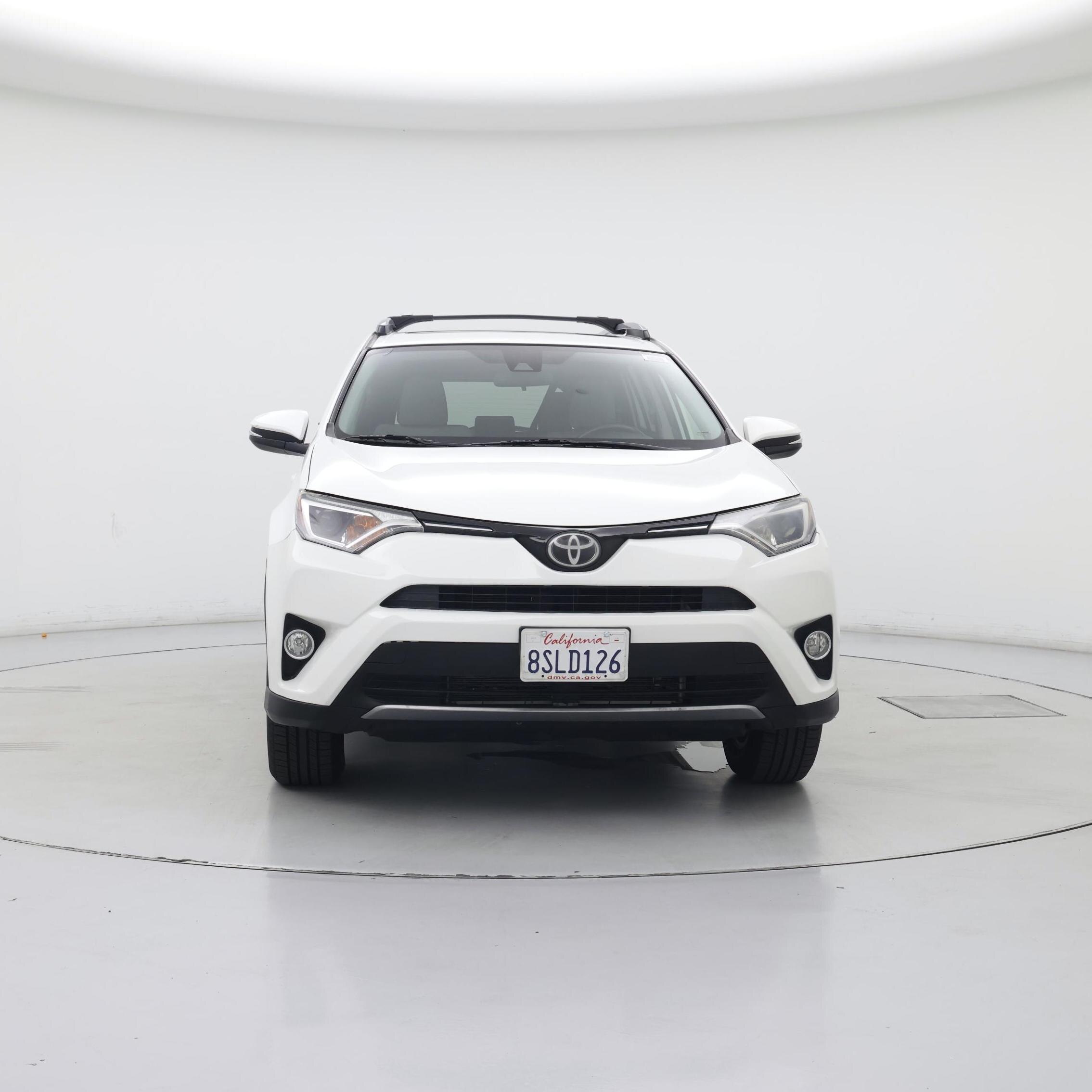 Thumbnail: 2018 Toyota RAV4 - 5