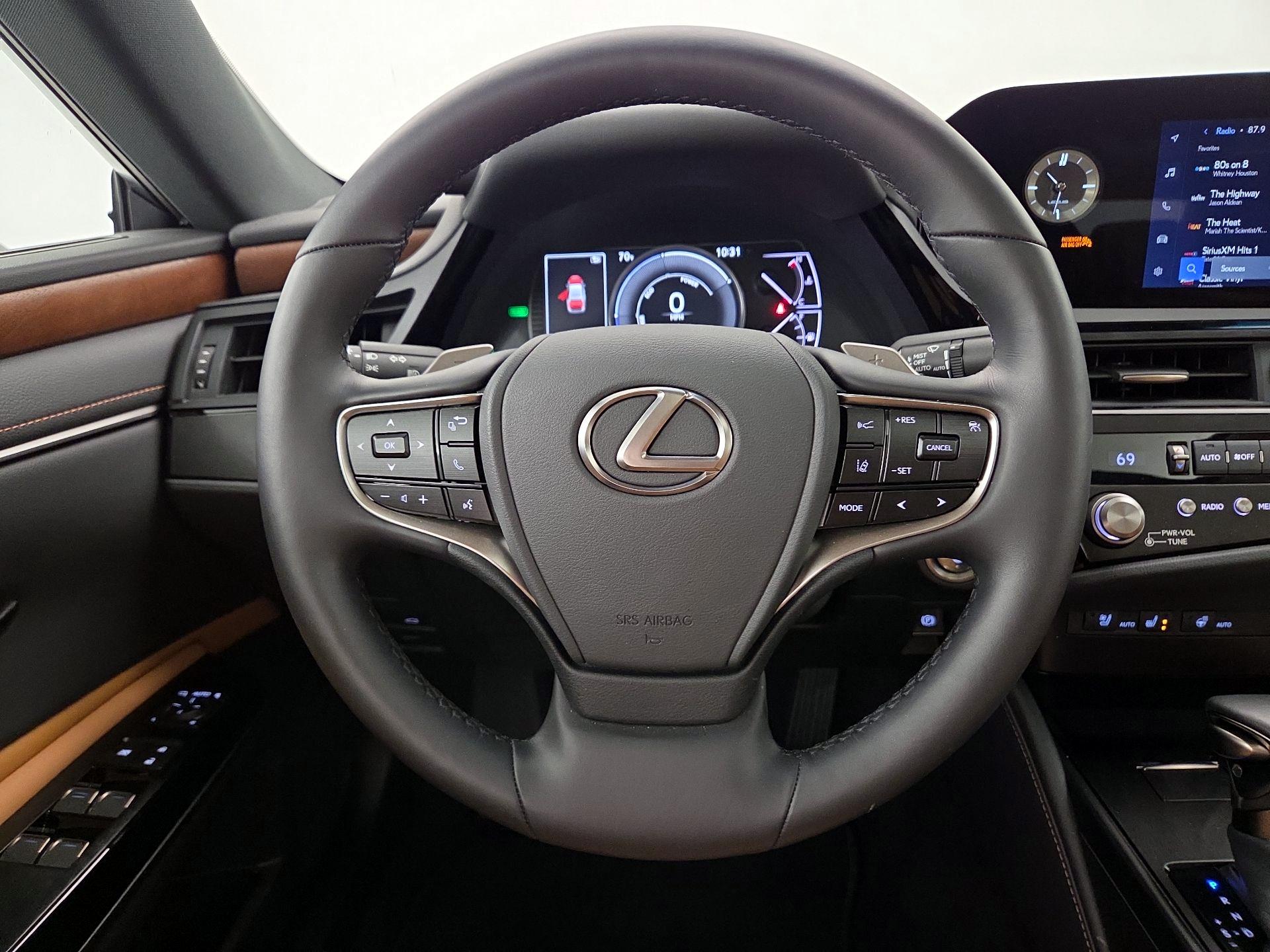 Thumbnail: 2025 Lexus ES - 10