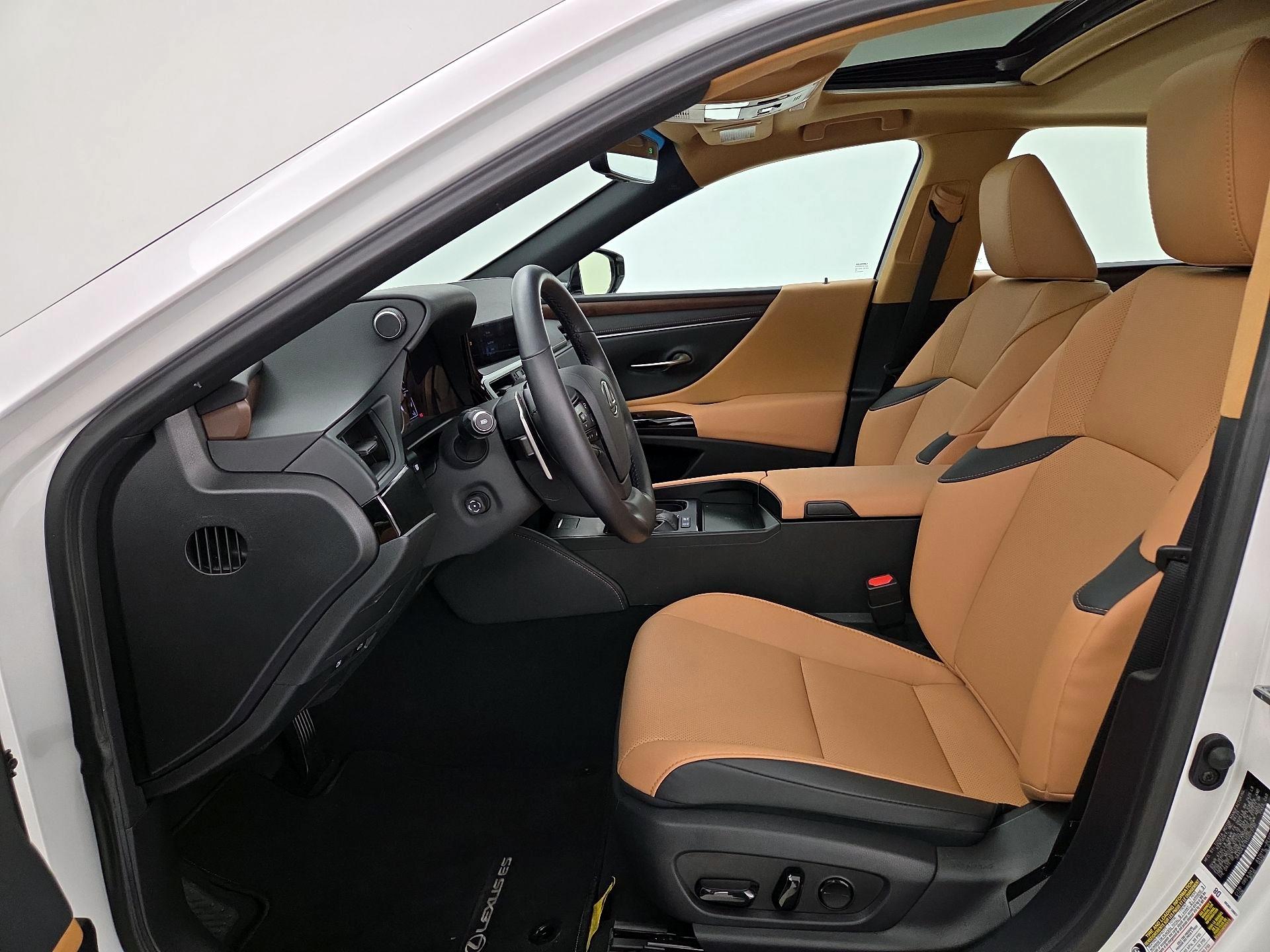 Thumbnail: 2025 Lexus ES - 11