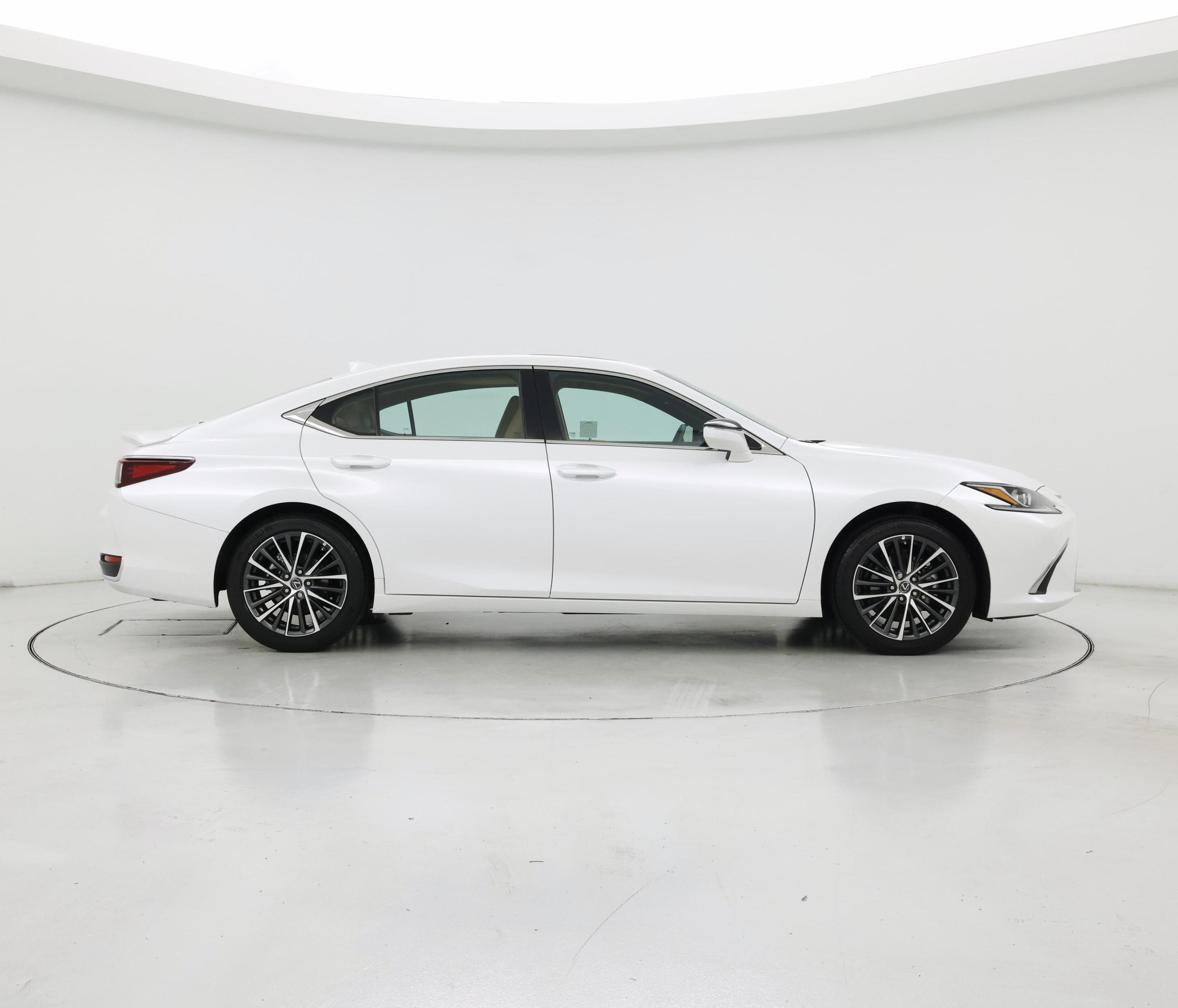 Thumbnail: 2025 Lexus ES - 7