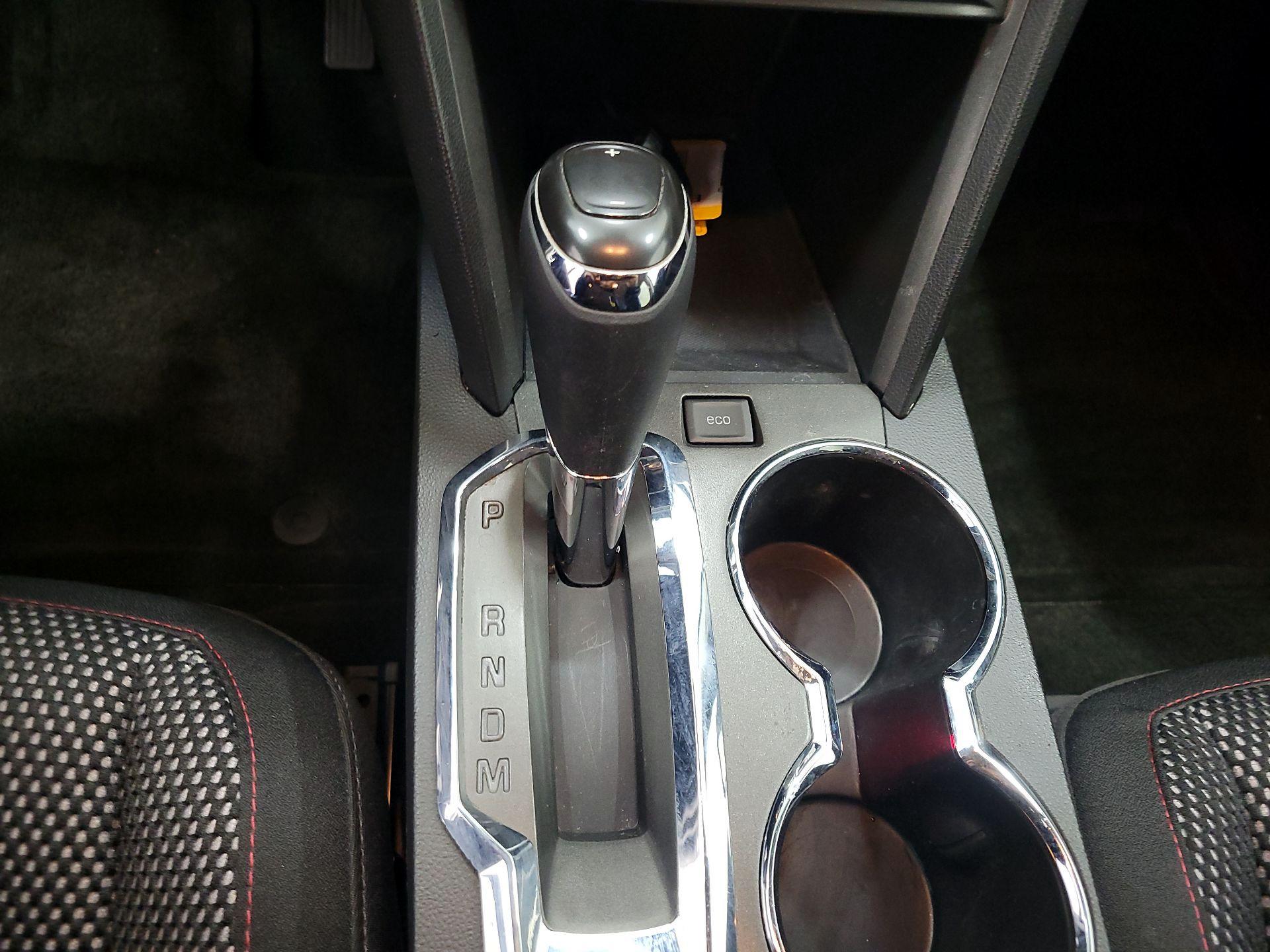 Thumbnail: 2017 GMC Terrain - 16