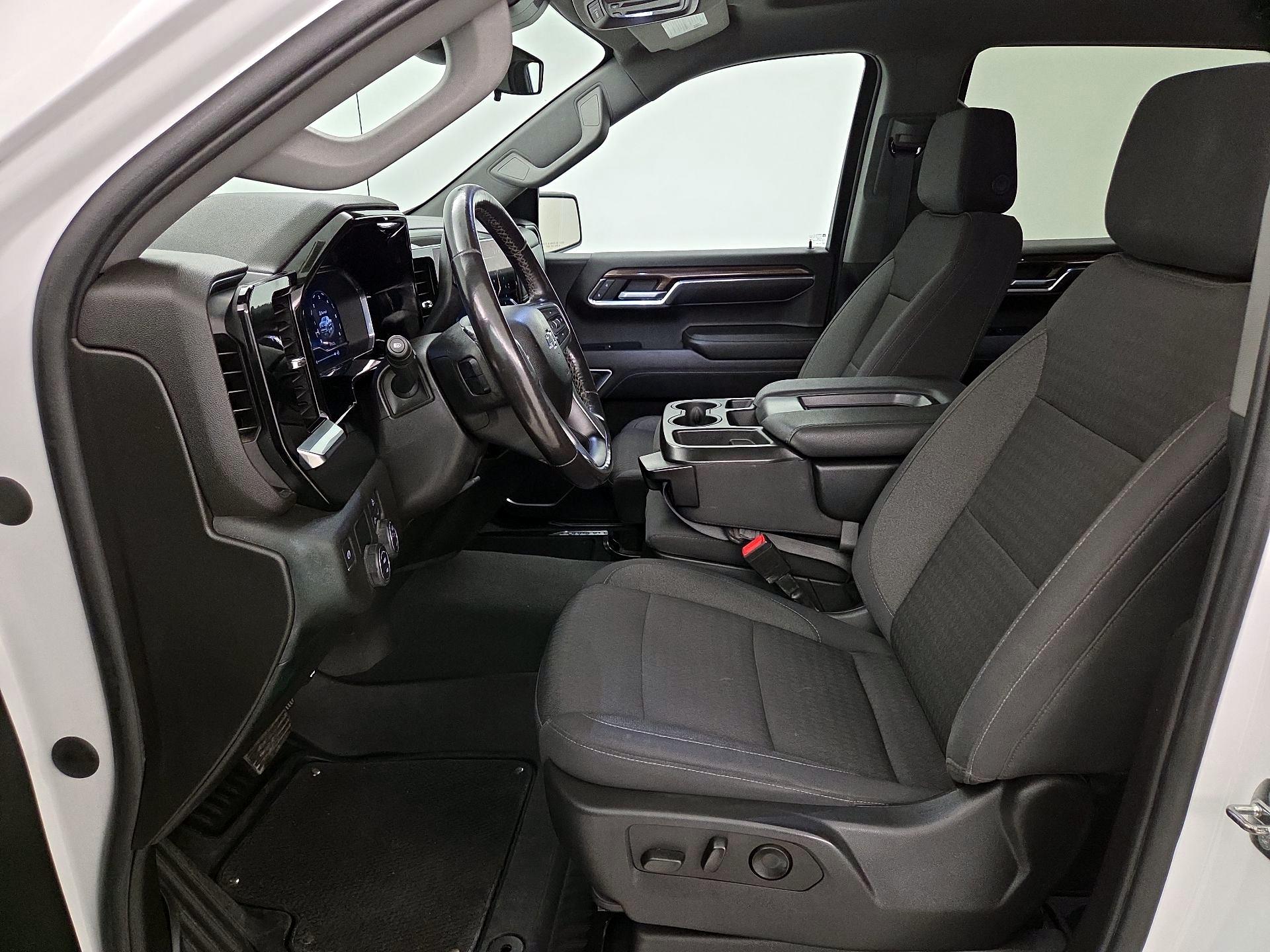 Thumbnail: 2022 Chevrolet Silverado 1500 - 11