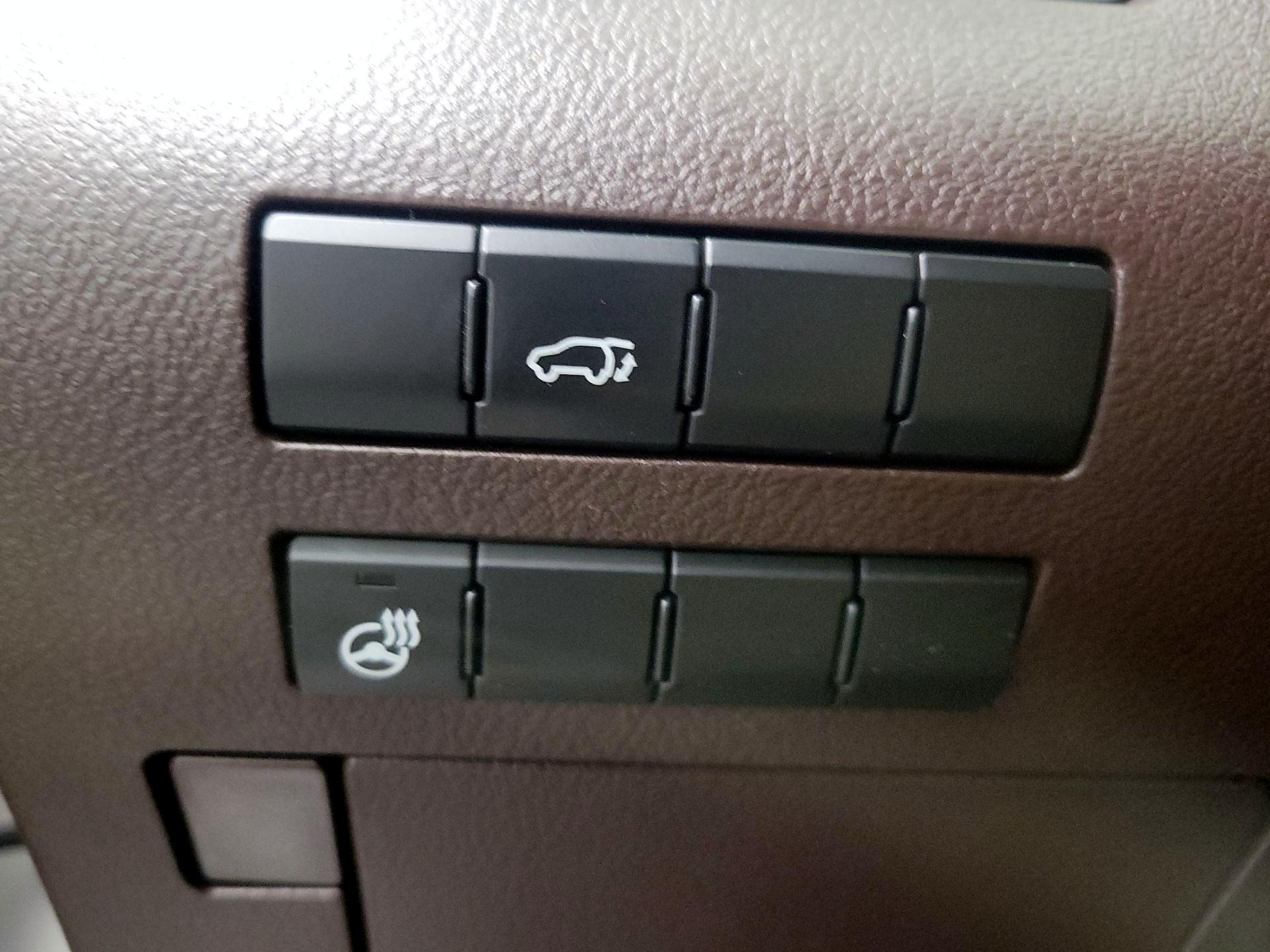 Thumbnail: 2016 Lexus RX - 13