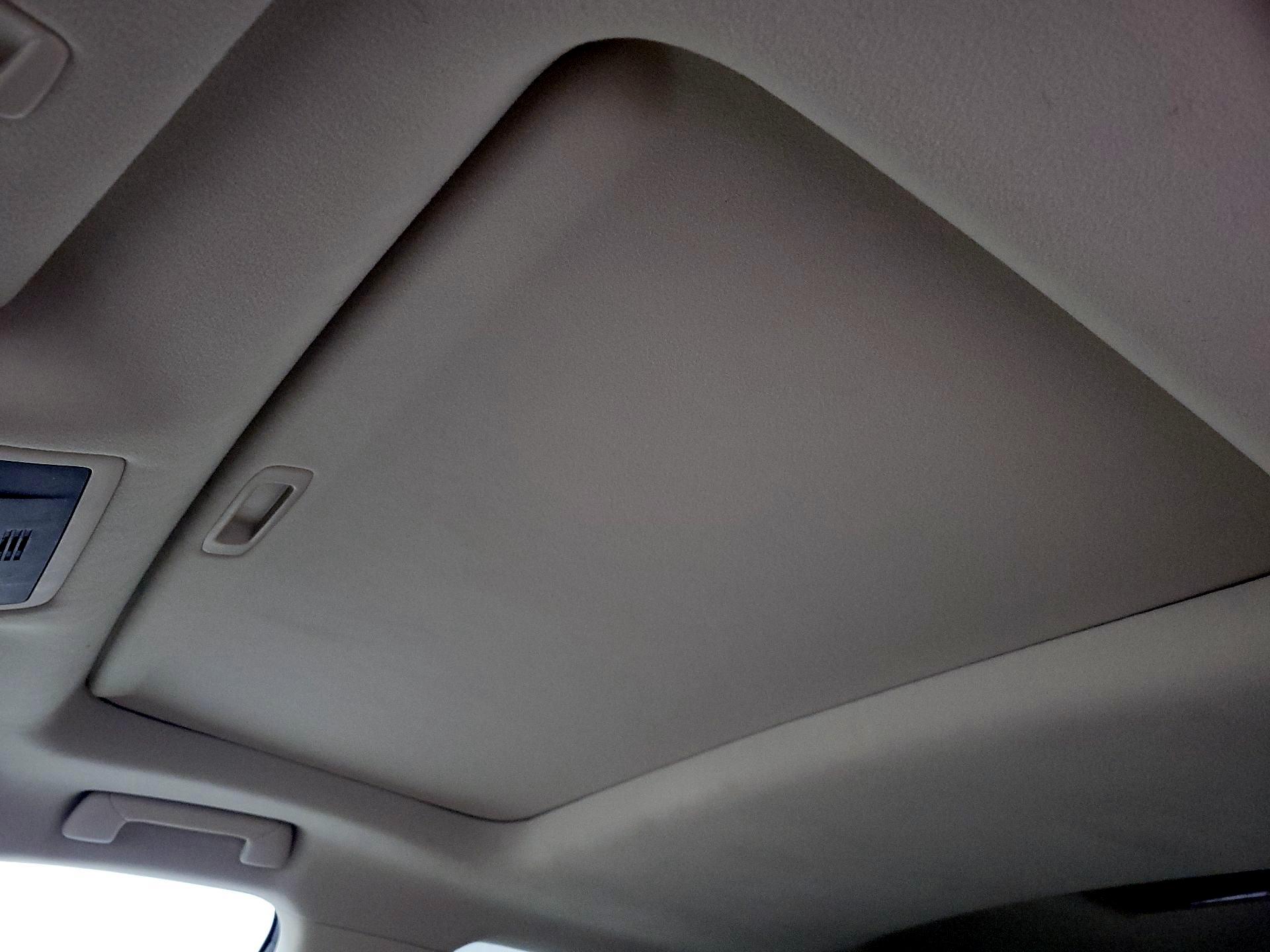 Thumbnail: 2016 Lexus RX - 18