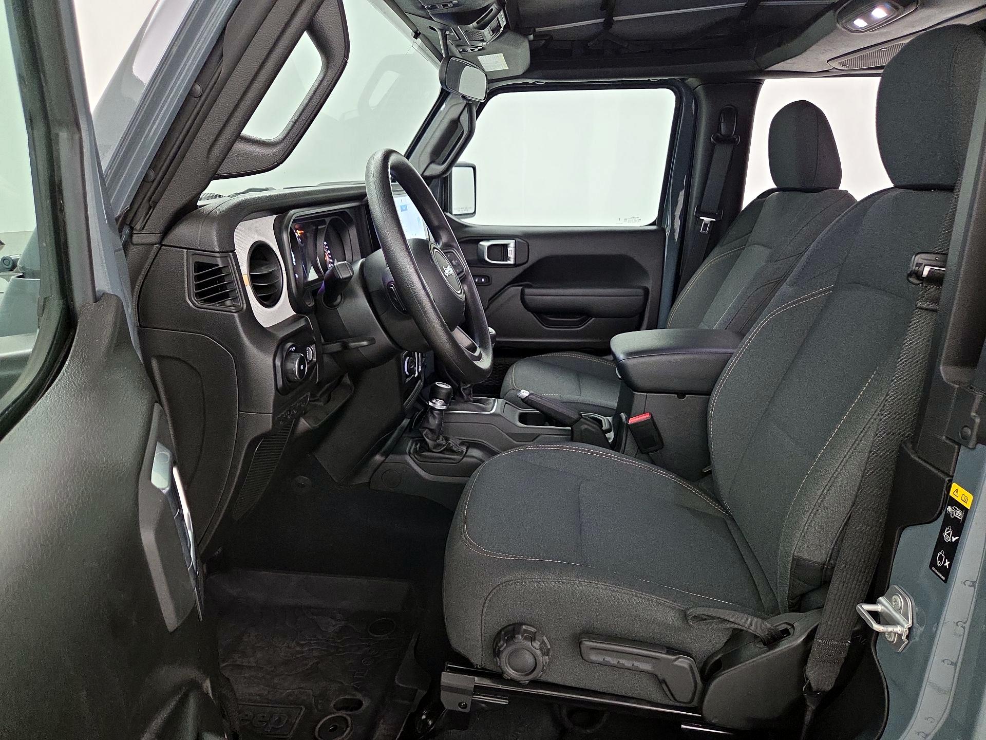 Thumbnail: 2025 Jeep Wrangler - 11