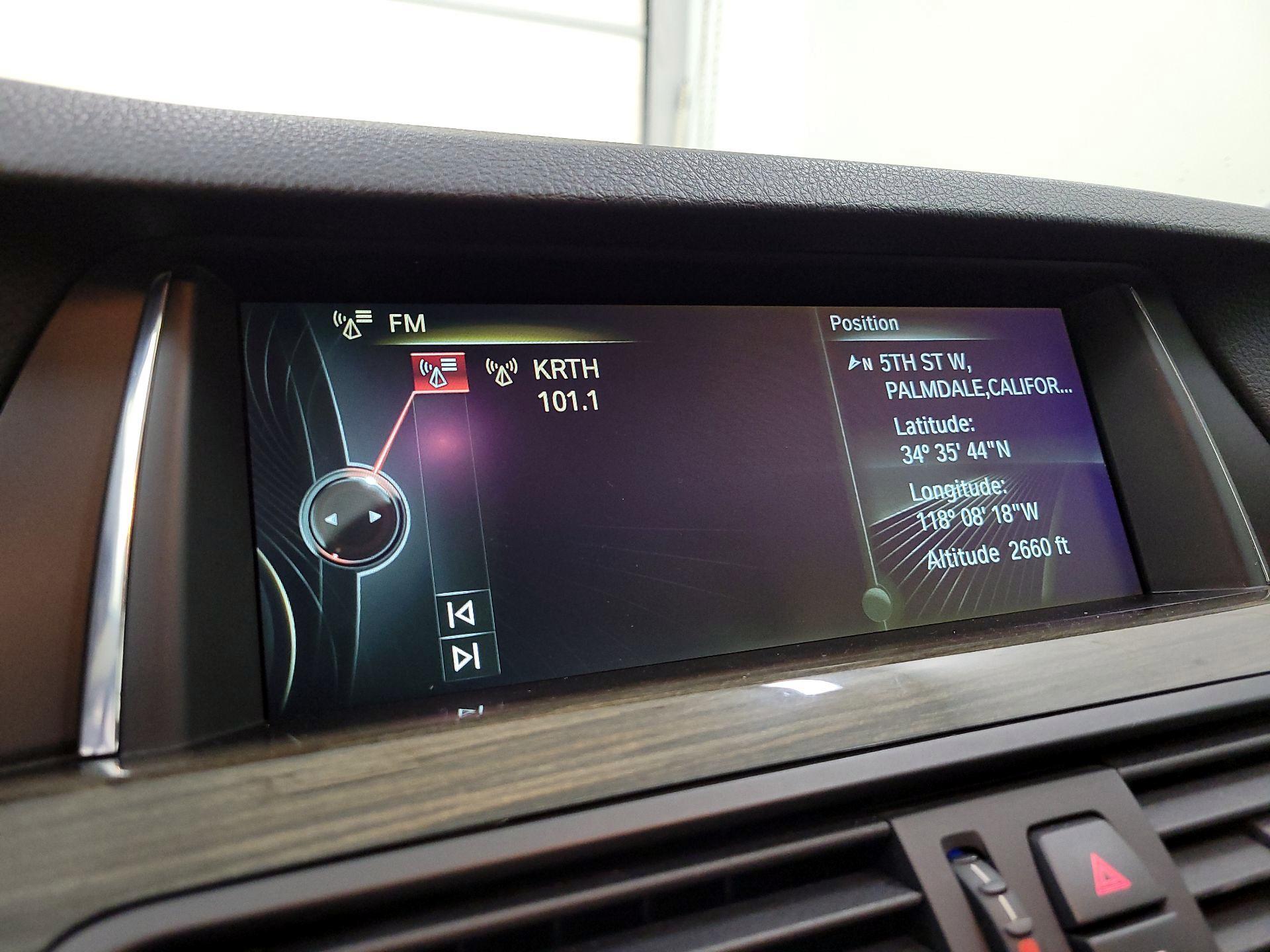 Thumbnail: 2015 BMW 5 Series - 15