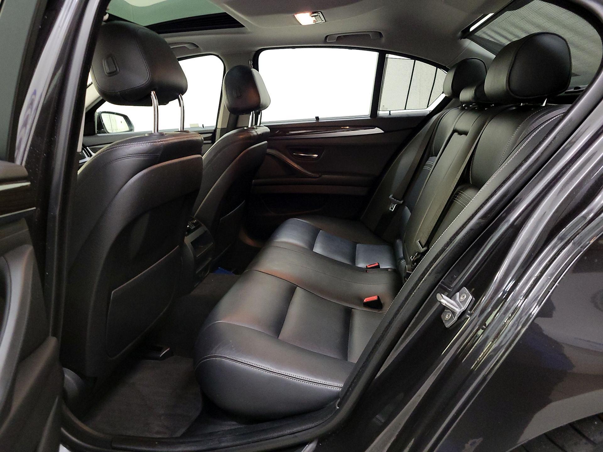 Thumbnail: 2015 BMW 5 Series - 20