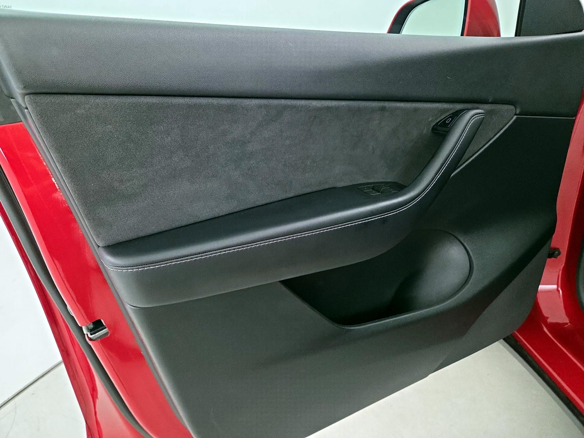 Thumbnail: 2021 Tesla Model Y - 12