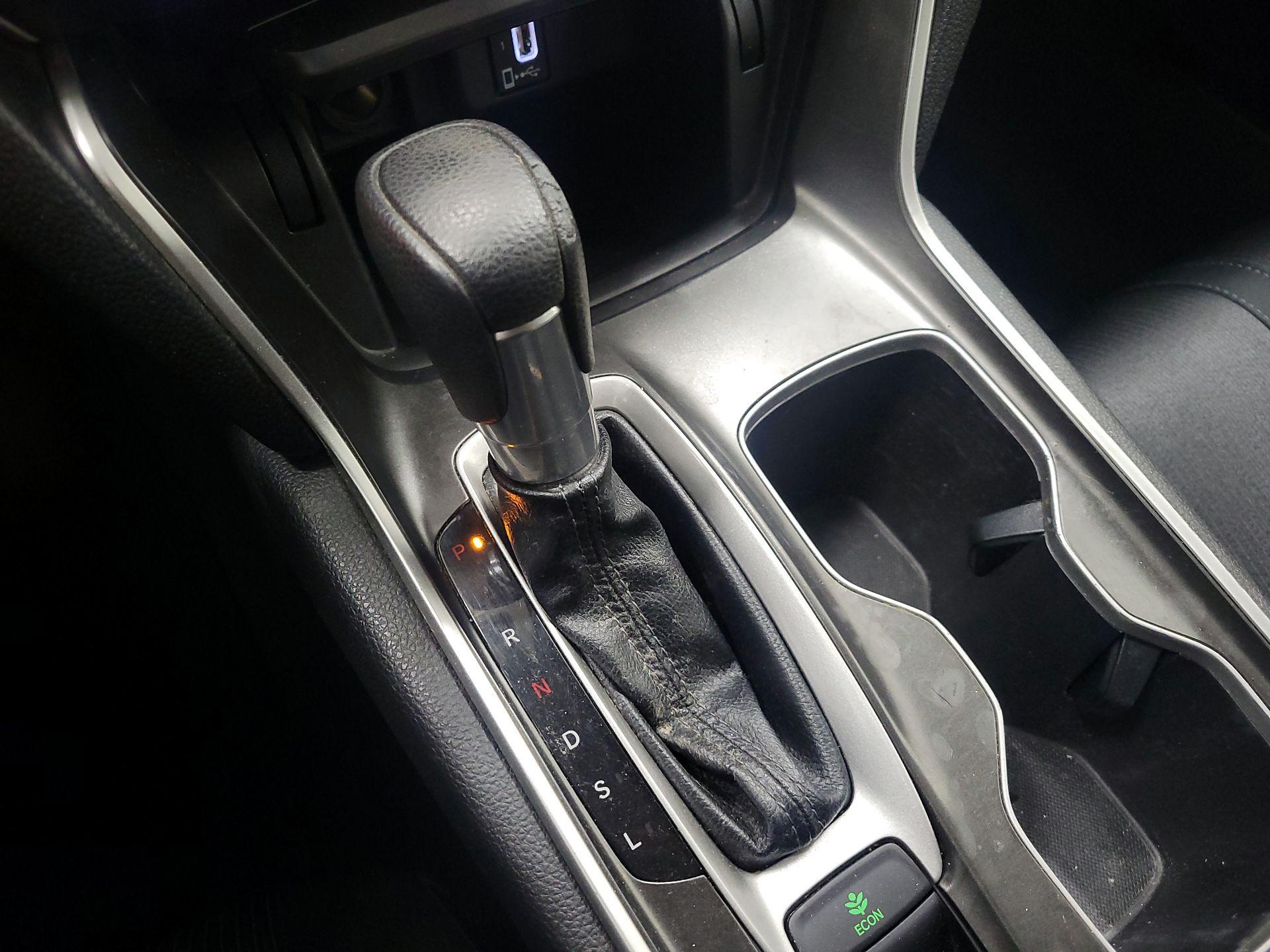 Thumbnail: 2018 Honda Accord - 17